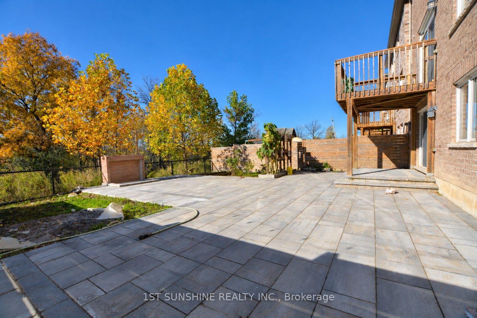 Photo 18 of 7 Fleming Crescent, Haldimand — HOMEH
