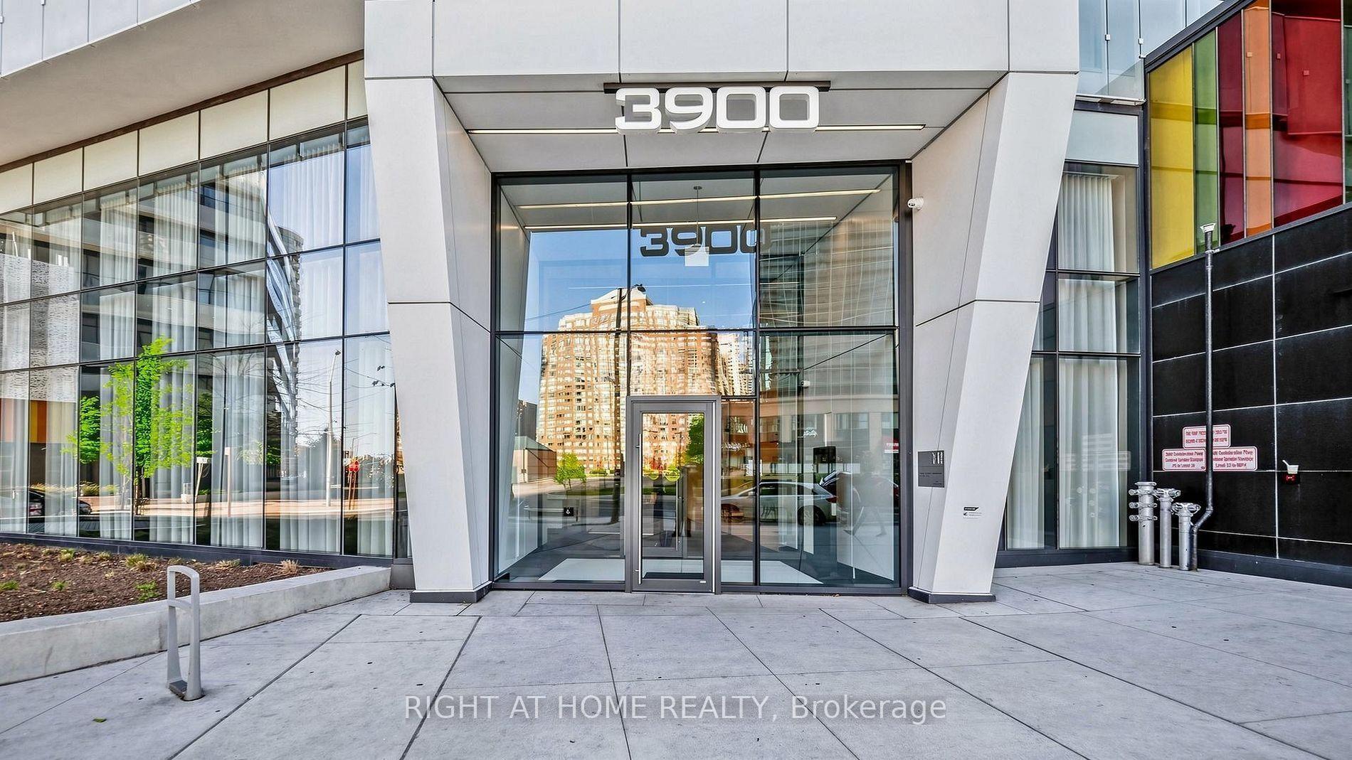 Photo 4 of Unit 6001, 3900 Confederation Parkway, Mississauga, City Centre — HOMEH