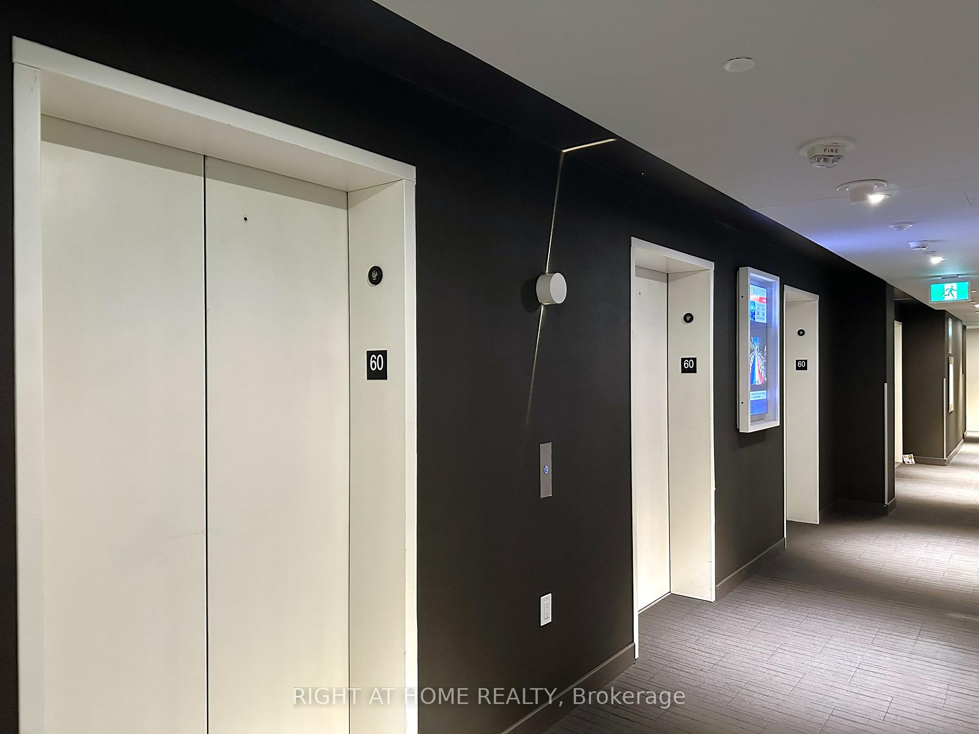 Photo 7 of Unit 6001, 3900 Confederation Parkway, Mississauga, City Centre — HOMEH