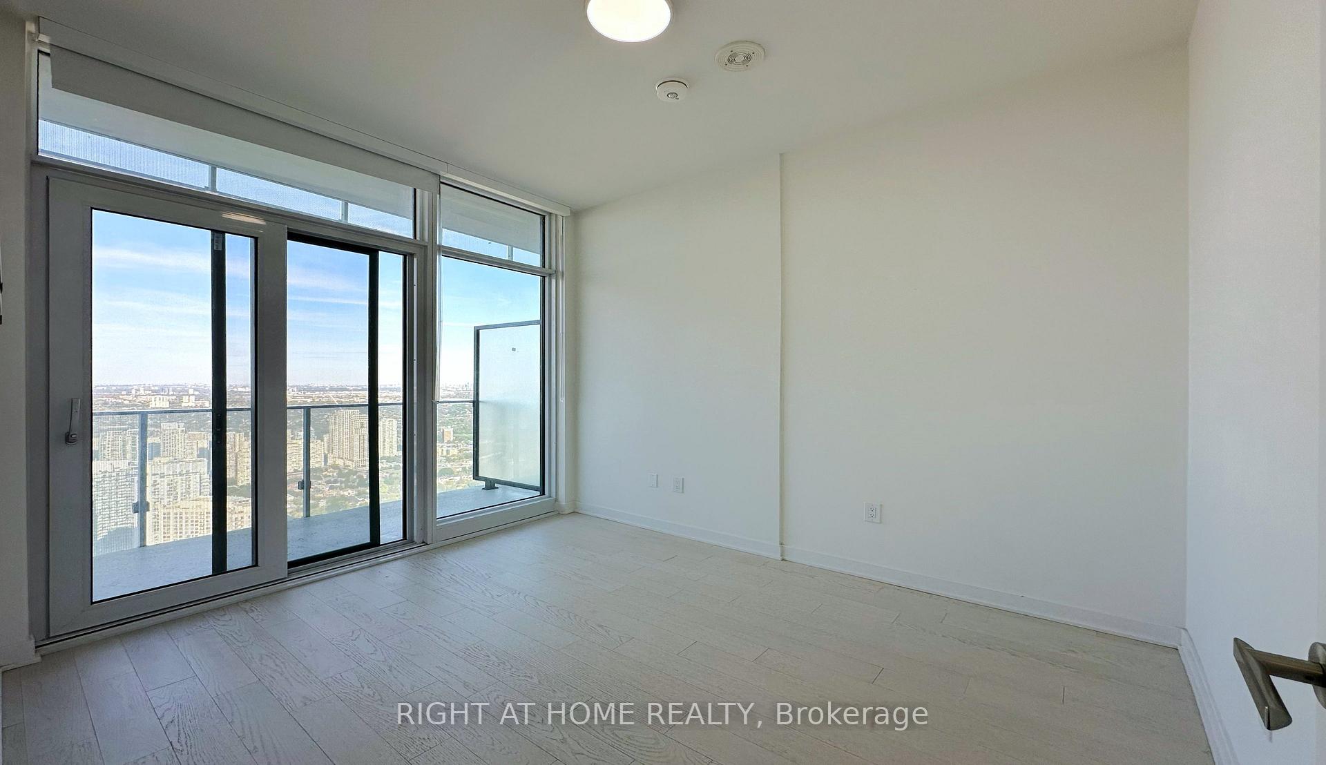 Photo 22 of Unit 6001, 3900 Confederation Parkway, Mississauga, City Centre — HOMEH
