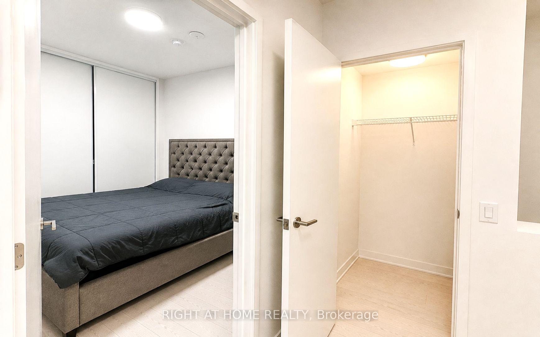 Photo 23 of Unit 6001, 3900 Confederation Parkway, Mississauga, City Centre — HOMEH