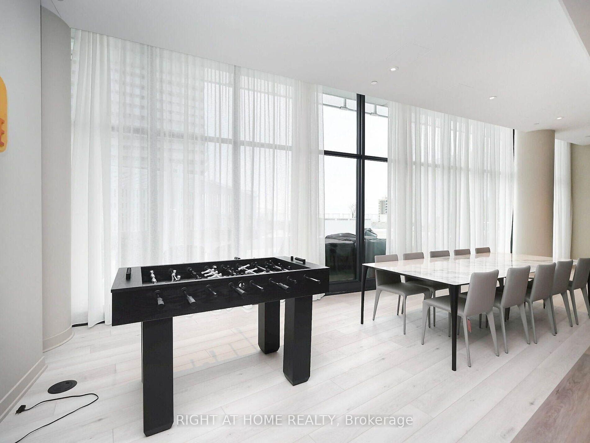 Photo 34 of Unit 6001, 3900 Confederation Parkway, Mississauga, City Centre — HOMEH