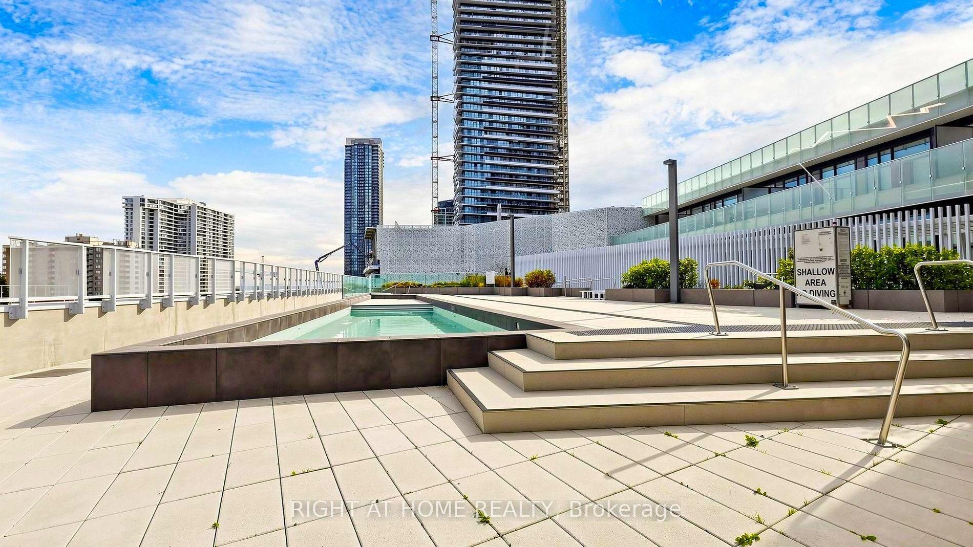 Photo 37 of Unit 6001, 3900 Confederation Parkway, Mississauga, City Centre — HOMEH