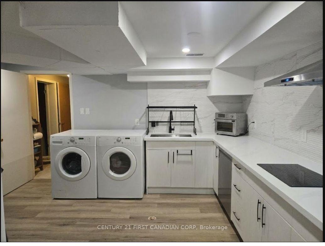 Photo 8 of Unit lower, 54 Waterford Drive, Etobicoke, Willowridge-Martingrove-Richview — HOMEH