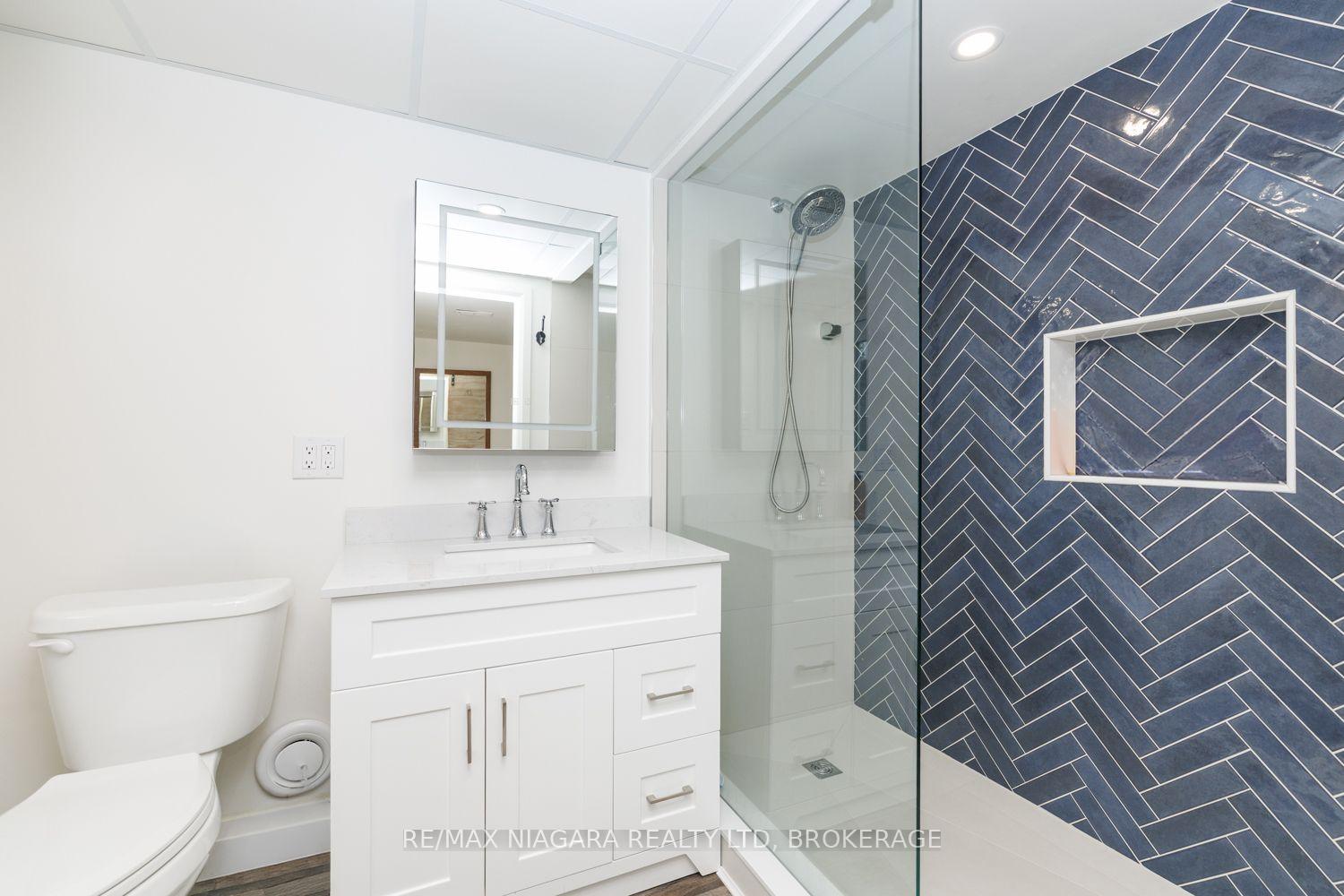 Photo 18 of 3360 Baker Crescent, Niagara Falls, Casey — HOMEH