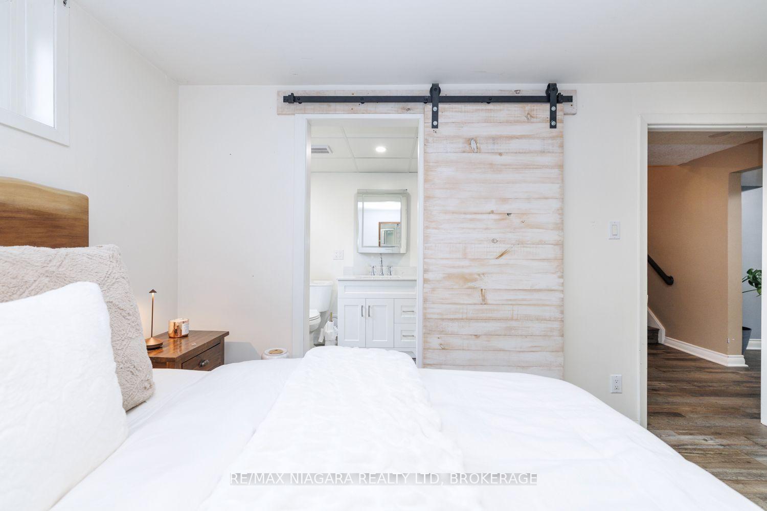 Photo 20 of 3360 Baker Crescent, Niagara Falls, Casey — HOMEH