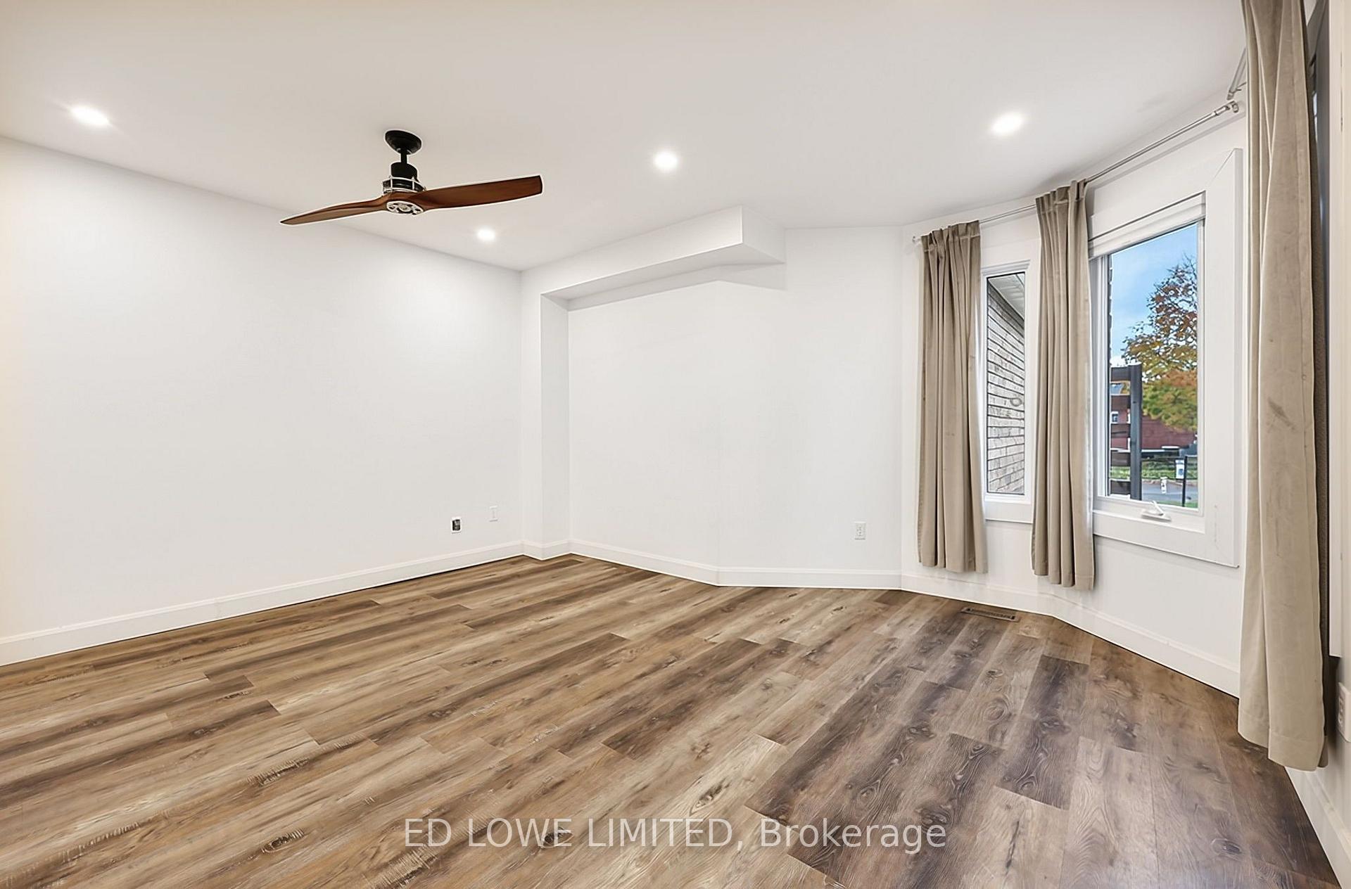 Photo 8 of 63 Weatherup Crescent, Barrie, West Bayfield — HOMEH