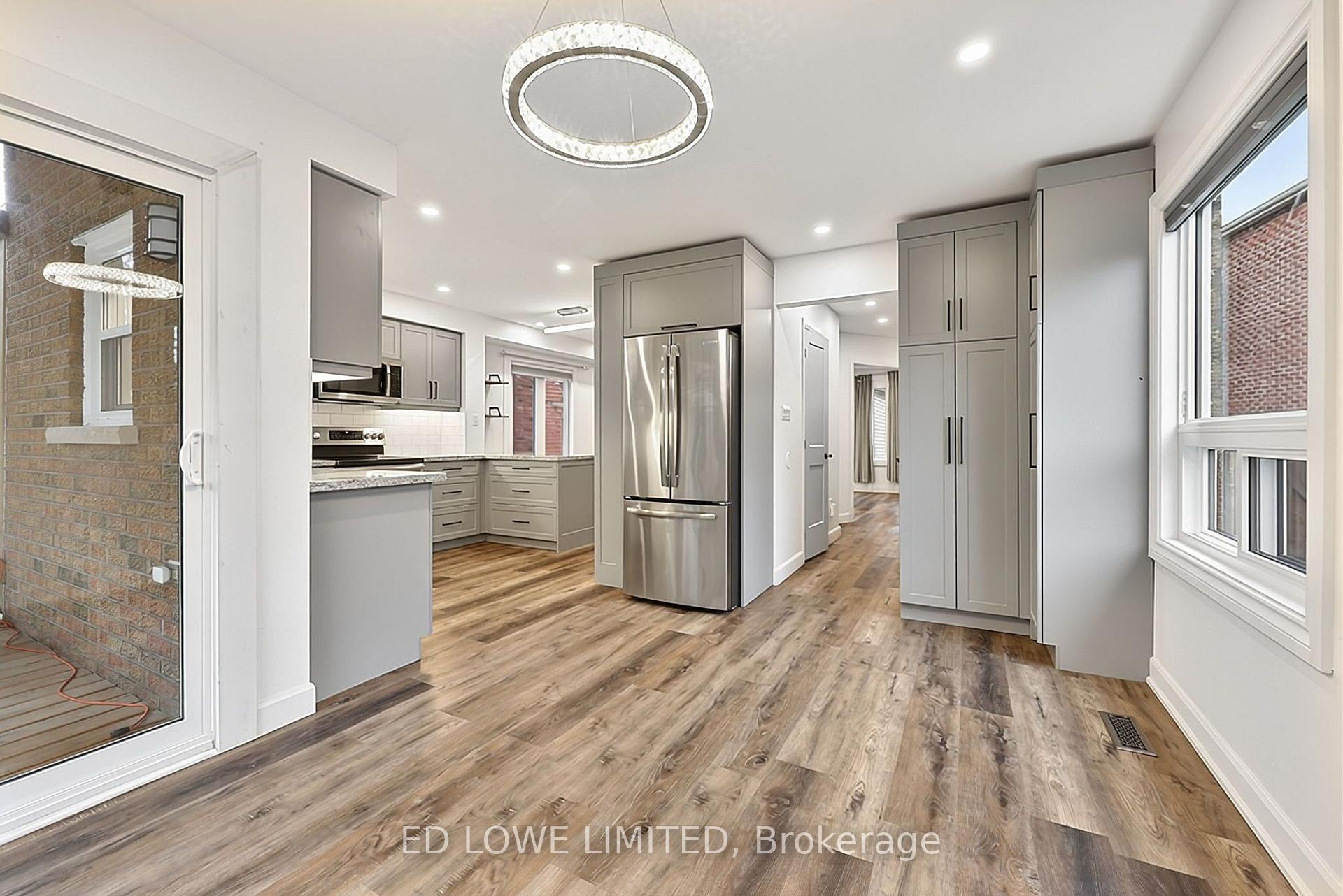Photo 19 of 63 Weatherup Crescent, Barrie, West Bayfield — HOMEH