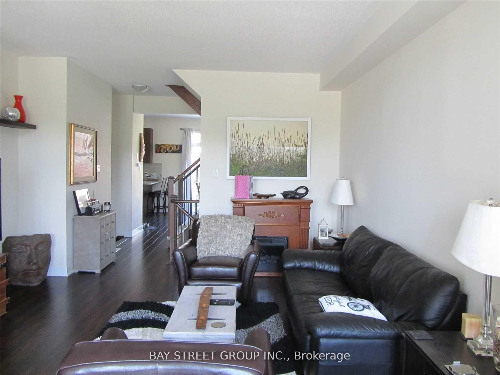 Photo 2 of 124 Vanier Street, Whitby, Pringle Creek — HOMEH