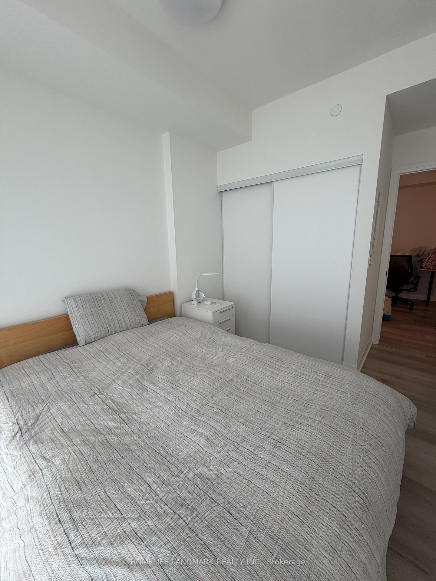 Photo 11 of Unit 1802, 280 Dundas Street W, Toronto, Kensington-Chinatown — HOMEH