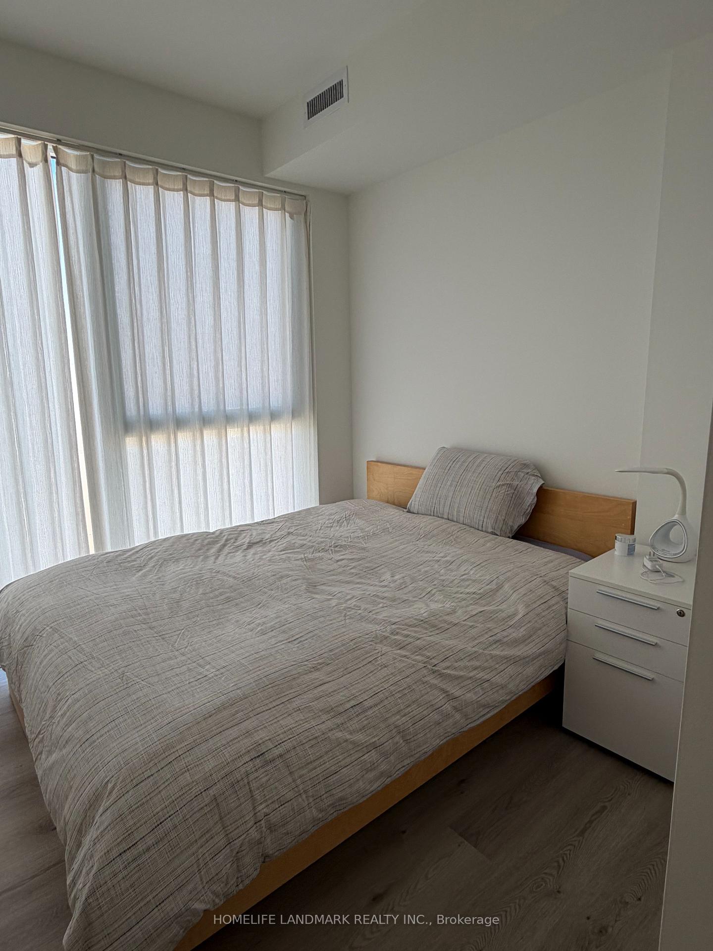 Photo 12 of Unit 1802, 280 Dundas Street W, Toronto, Kensington-Chinatown — HOMEH