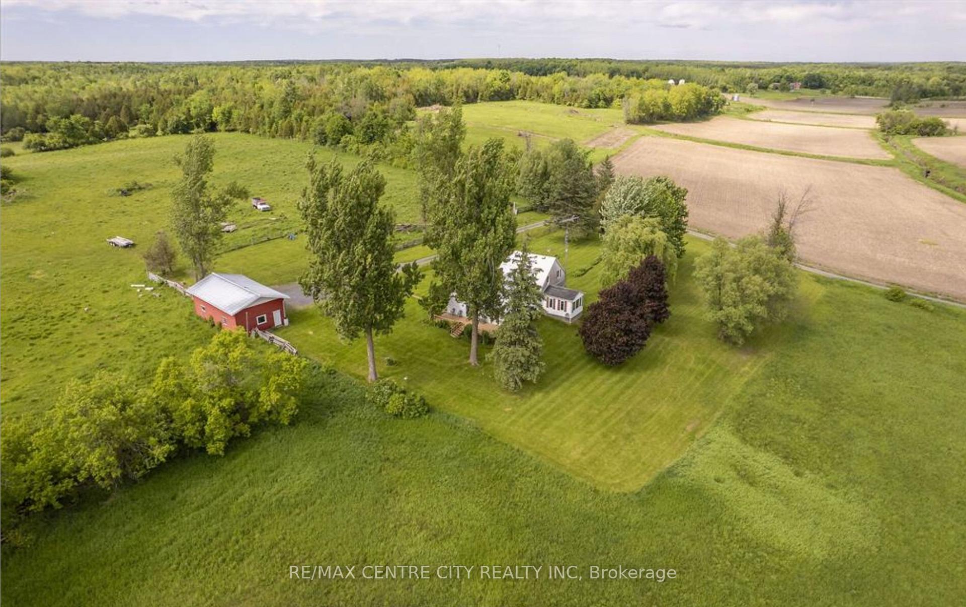 Photo 6 of 19267 County 25 Road, South Glengarry, South Glengarry (Charlottenburgh) Twp — HOMEH