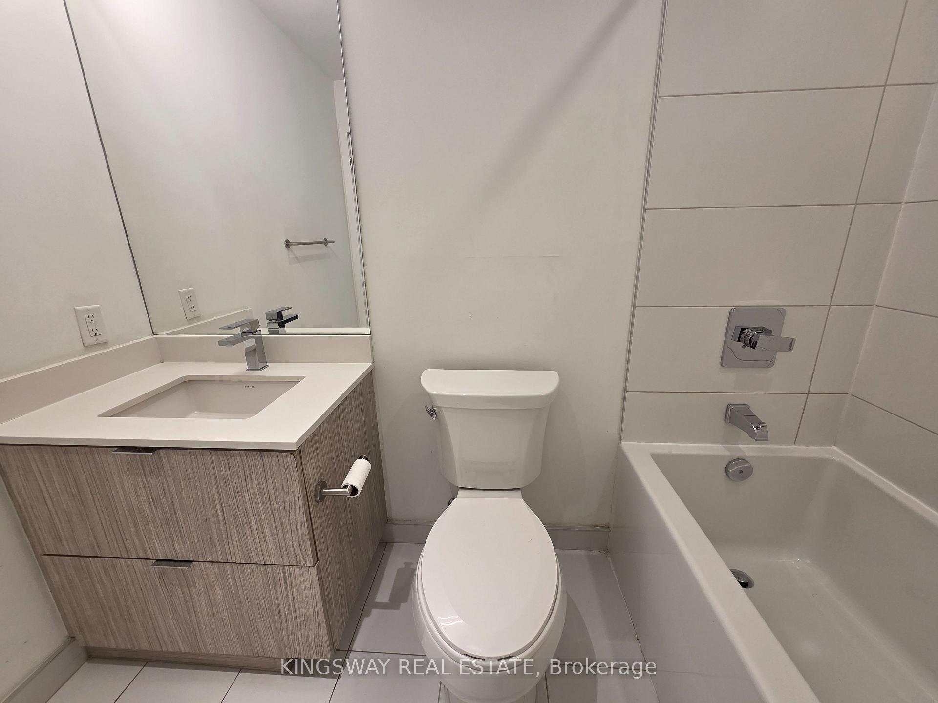 Photo 9 of Unit 5109, 395 Bloor Street E, Toronto, North St. James Town — HOMEH