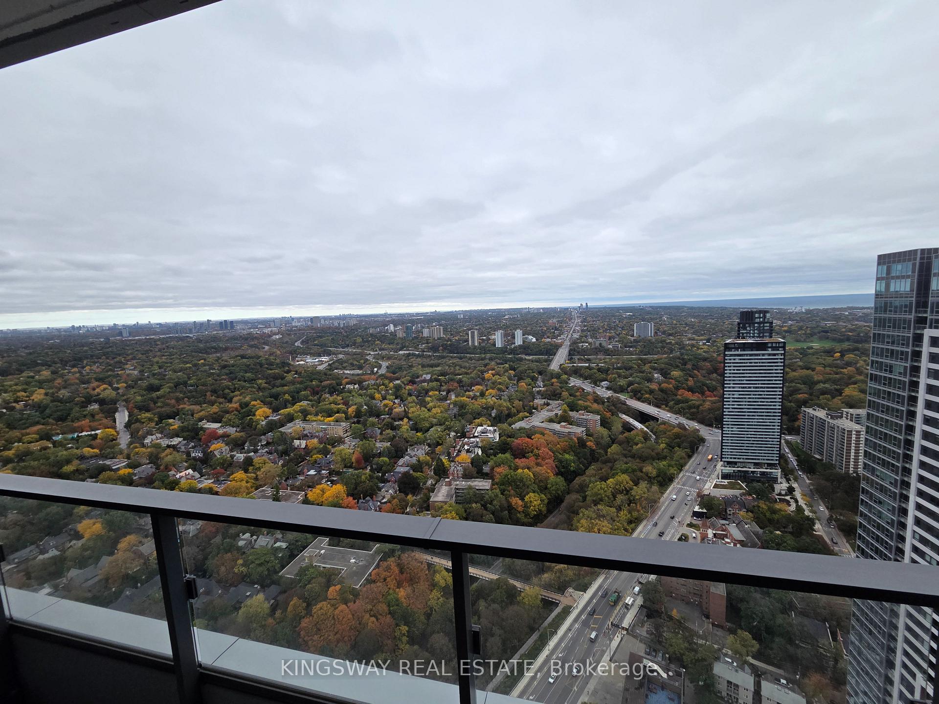 Photo 12 of Unit 5109, 395 Bloor Street E, Toronto, North St. James Town — HOMEH