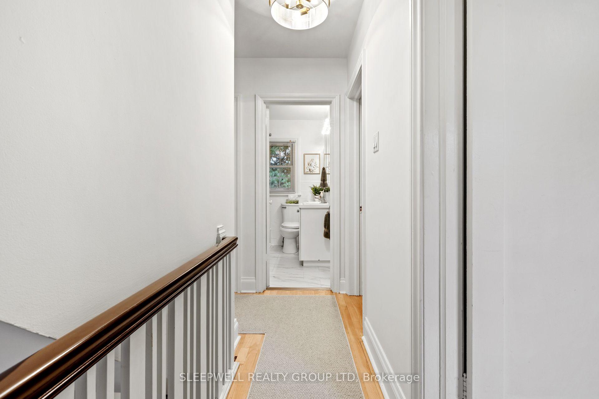 Photo 13 of 568 Golden Avenue, Ottawa, McKellar/Highland — HOMEH