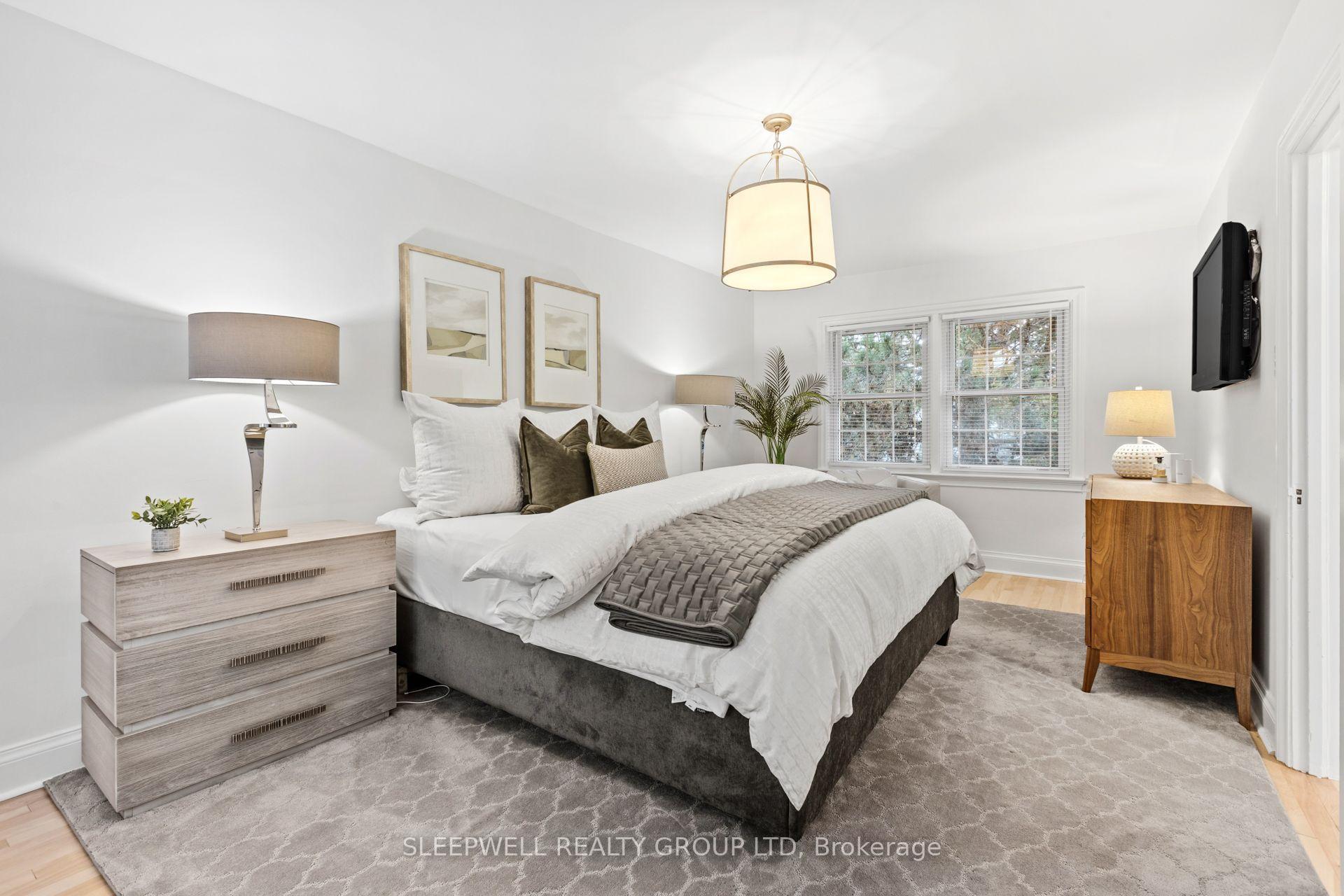 Photo 16 of 568 Golden Avenue, Ottawa, McKellar/Highland — HOMEH