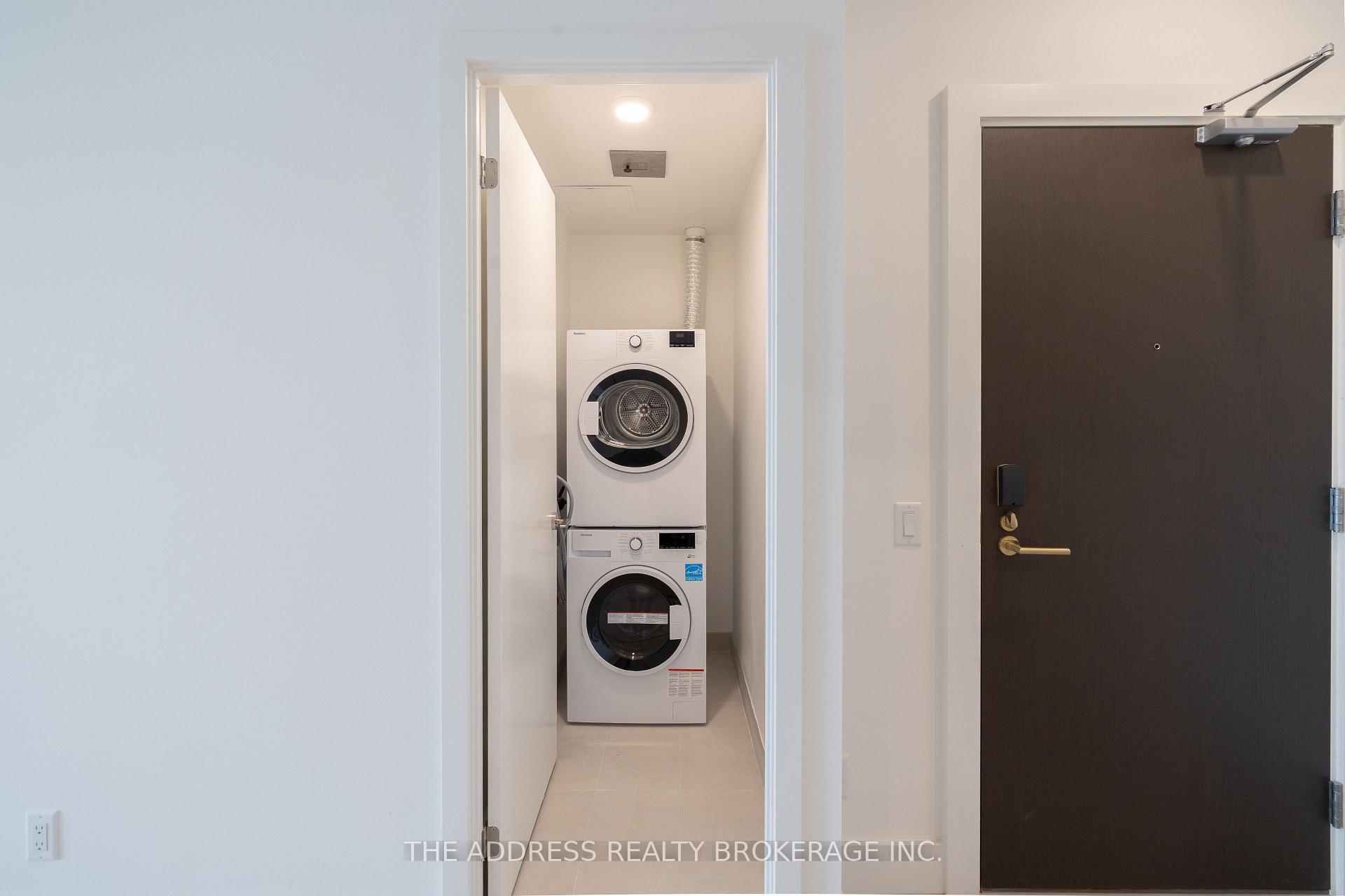 Photo 18 of Unit 611, 6 Greenbriar Road, North York, Bayview Village — HOMEH