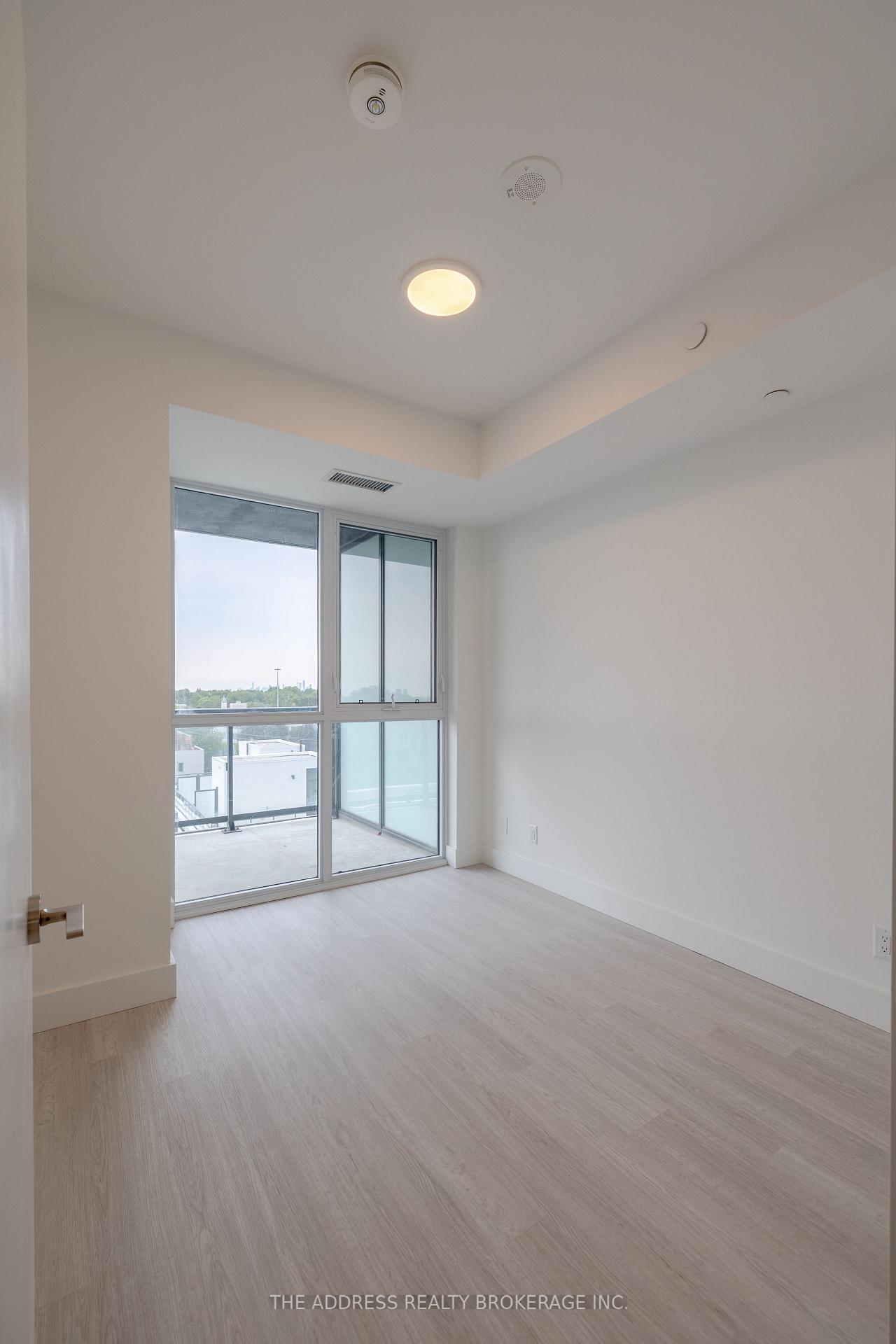 Photo 21 of Unit 611, 6 Greenbriar Road, North York, Bayview Village — HOMEH