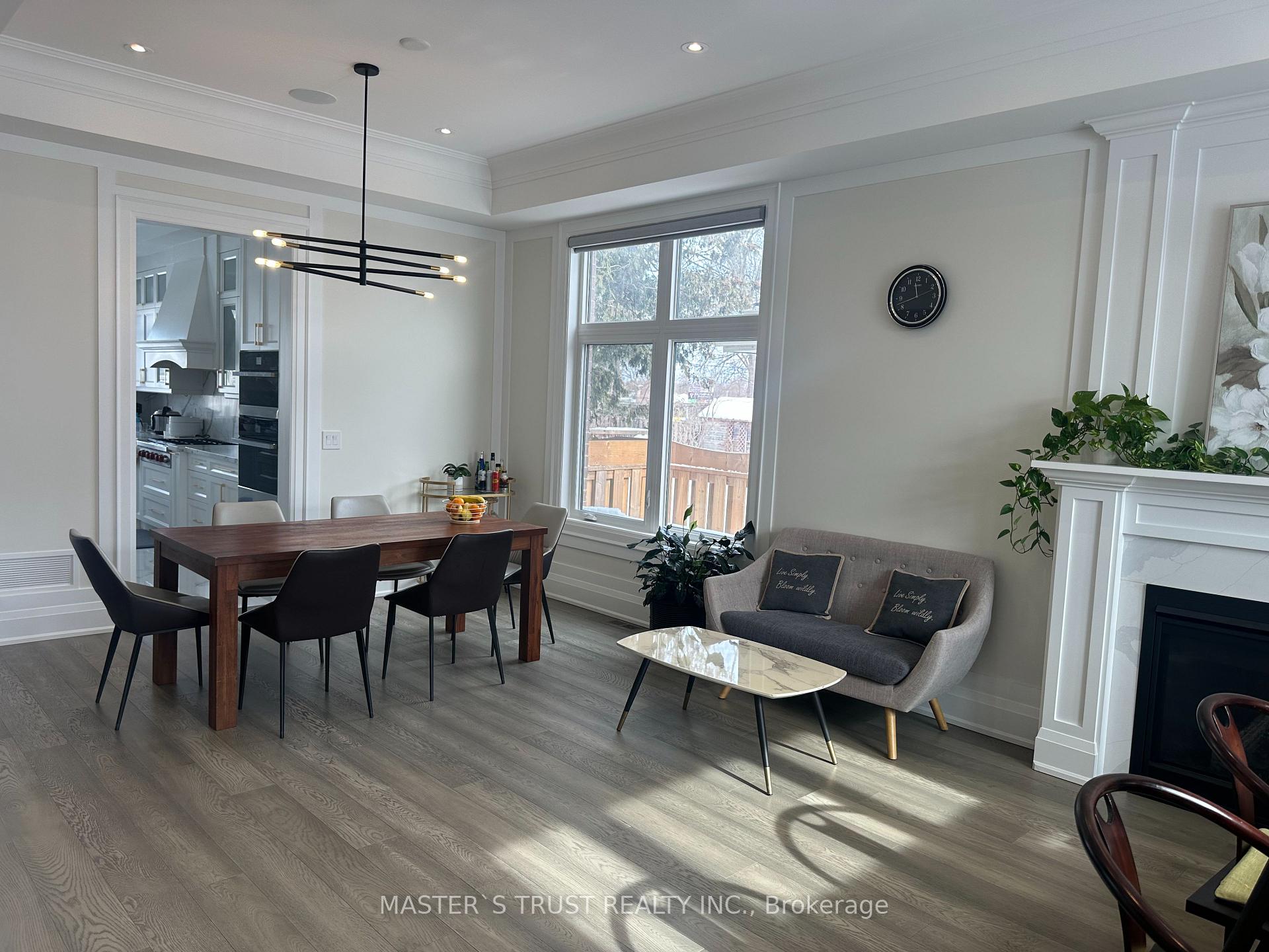 Photo 6 of 140 Sherwood Forest Drive, Markham, Bullock — HOMEH