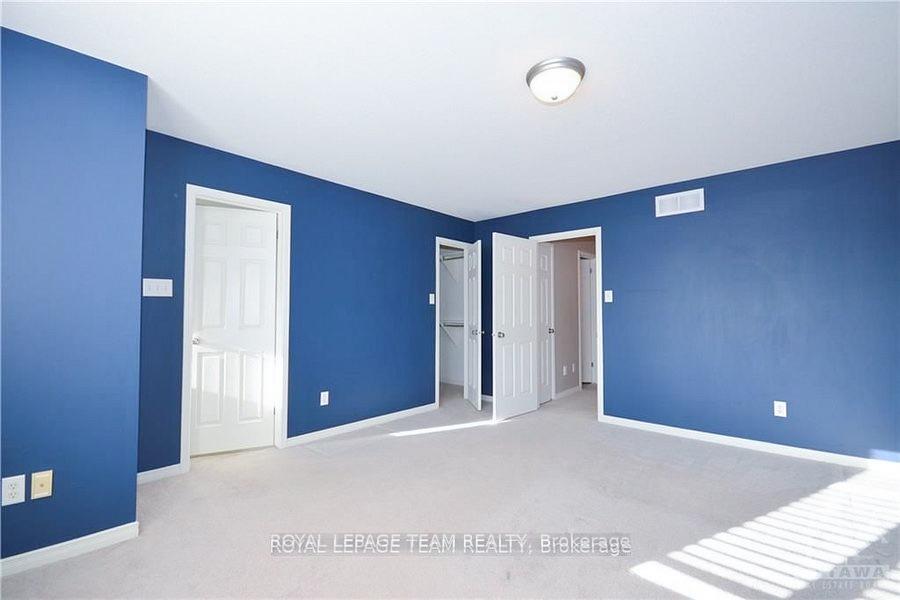 Photo 10 of 389 Breckenridge Crescent, Ottawa, Kanata - Morgan's Grant/South March — HOMEH