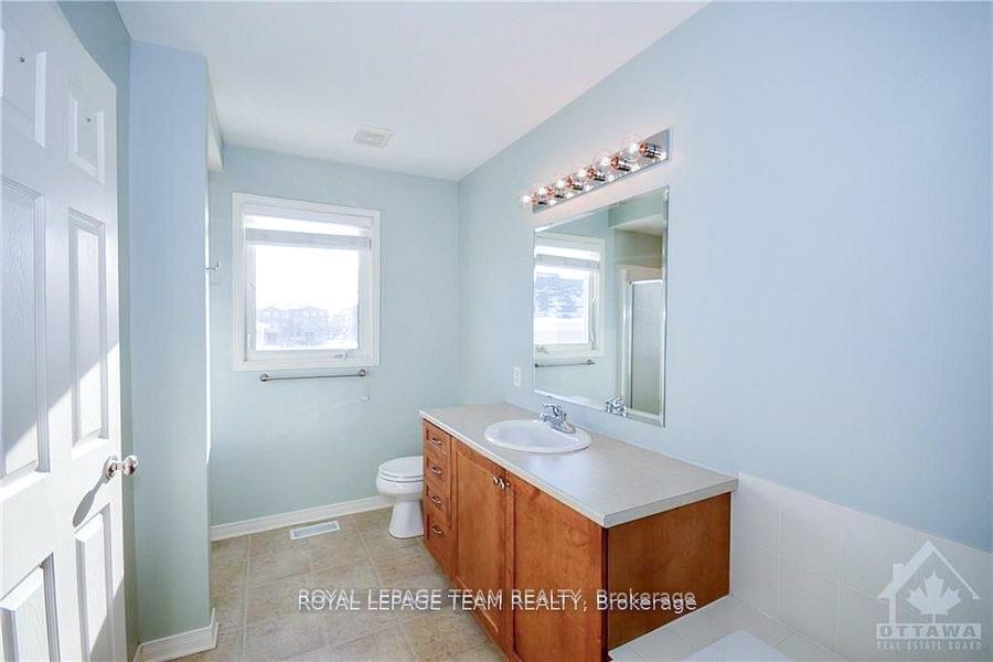 Photo 13 of 389 Breckenridge Crescent, Ottawa, Kanata - Morgan's Grant/South March — HOMEH