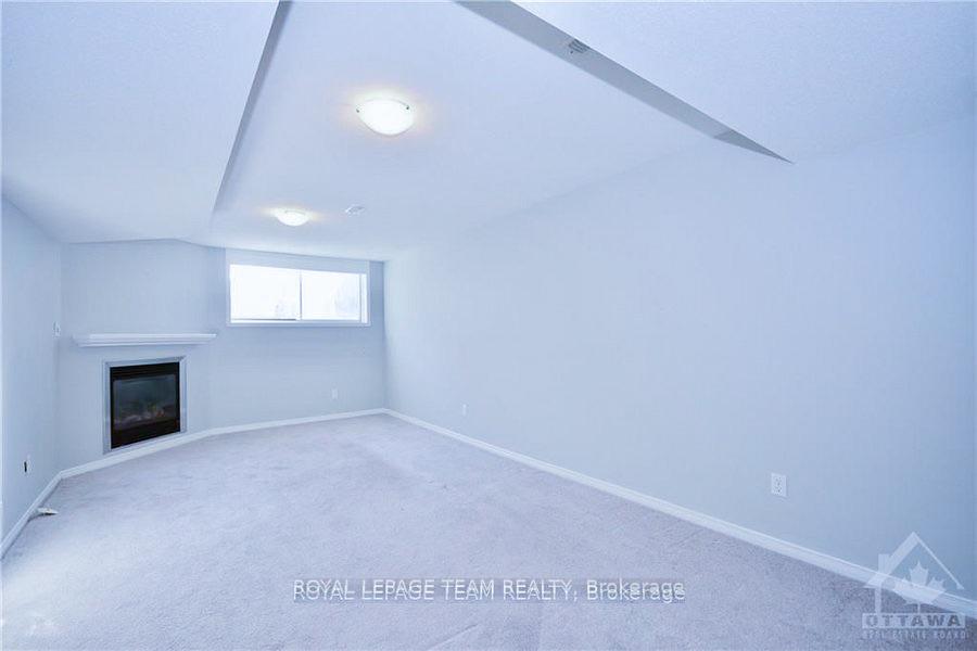 Photo 22 of 389 Breckenridge Crescent, Ottawa, Kanata - Morgan's Grant/South March — HOMEH