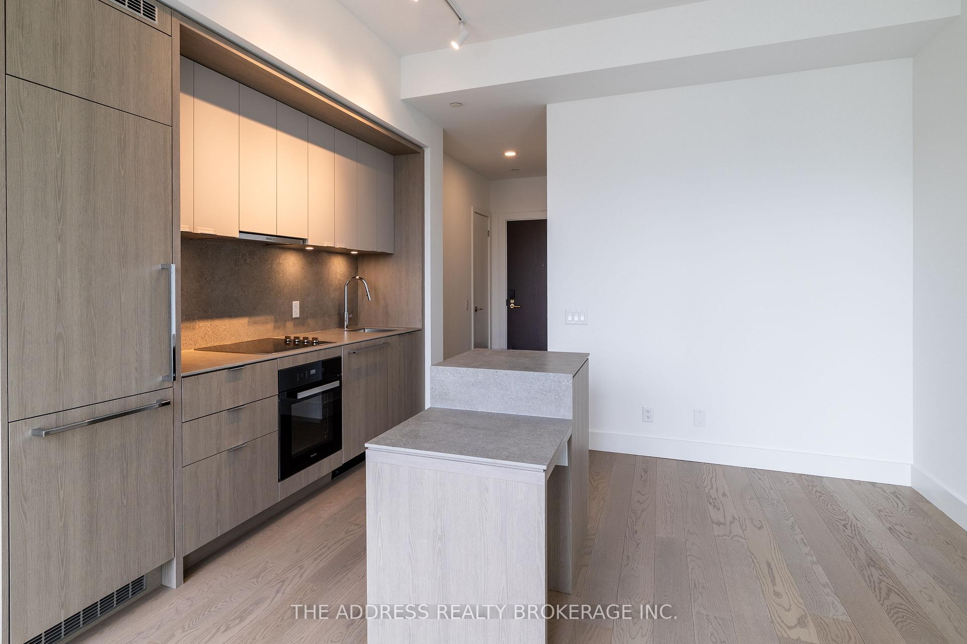 Photo 13 of Unit 1106, 6 Greenbriar Road, North York, Bayview Village — HOMEH