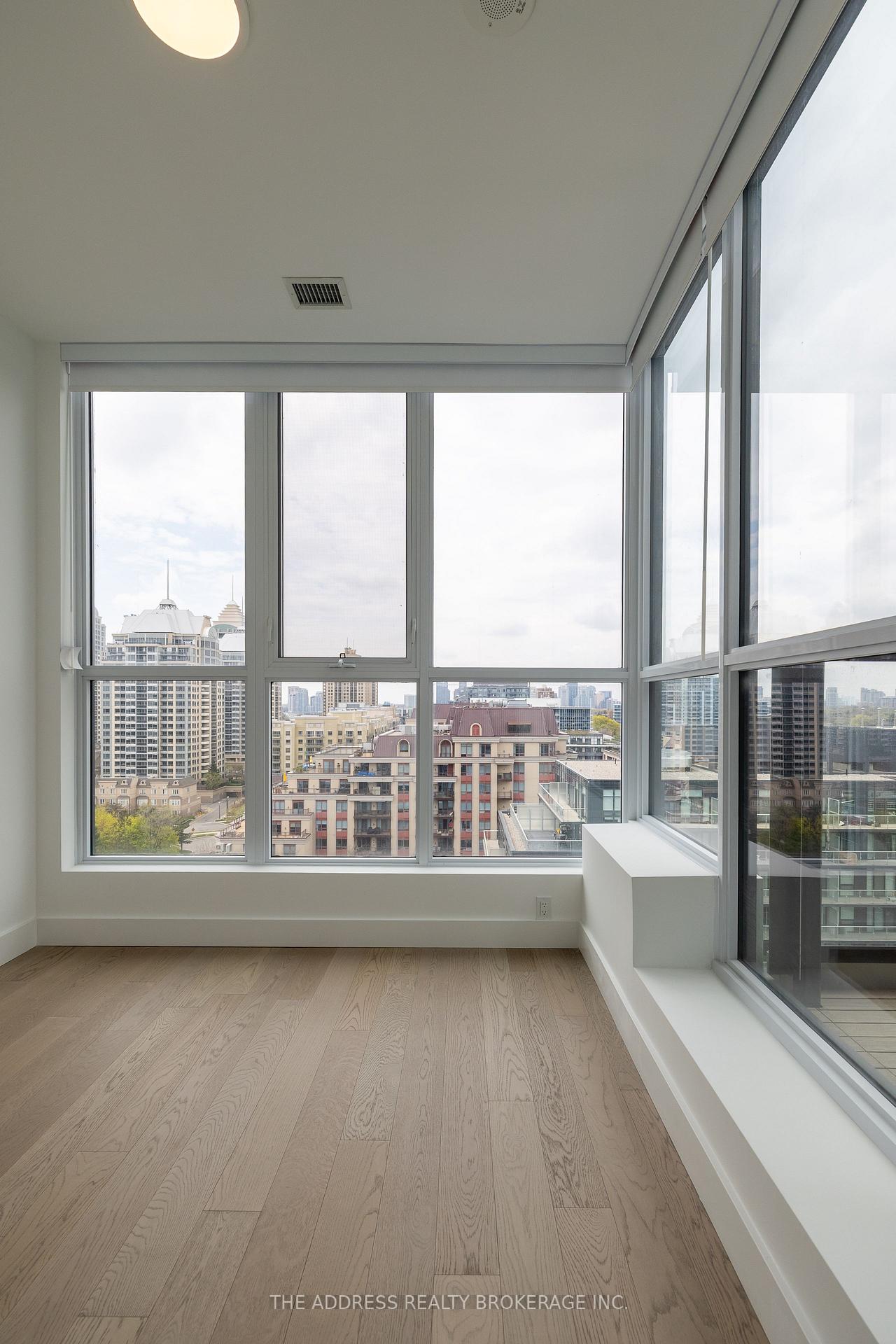 Photo 16 of Unit 1106, 6 Greenbriar Road, North York, Bayview Village — HOMEH