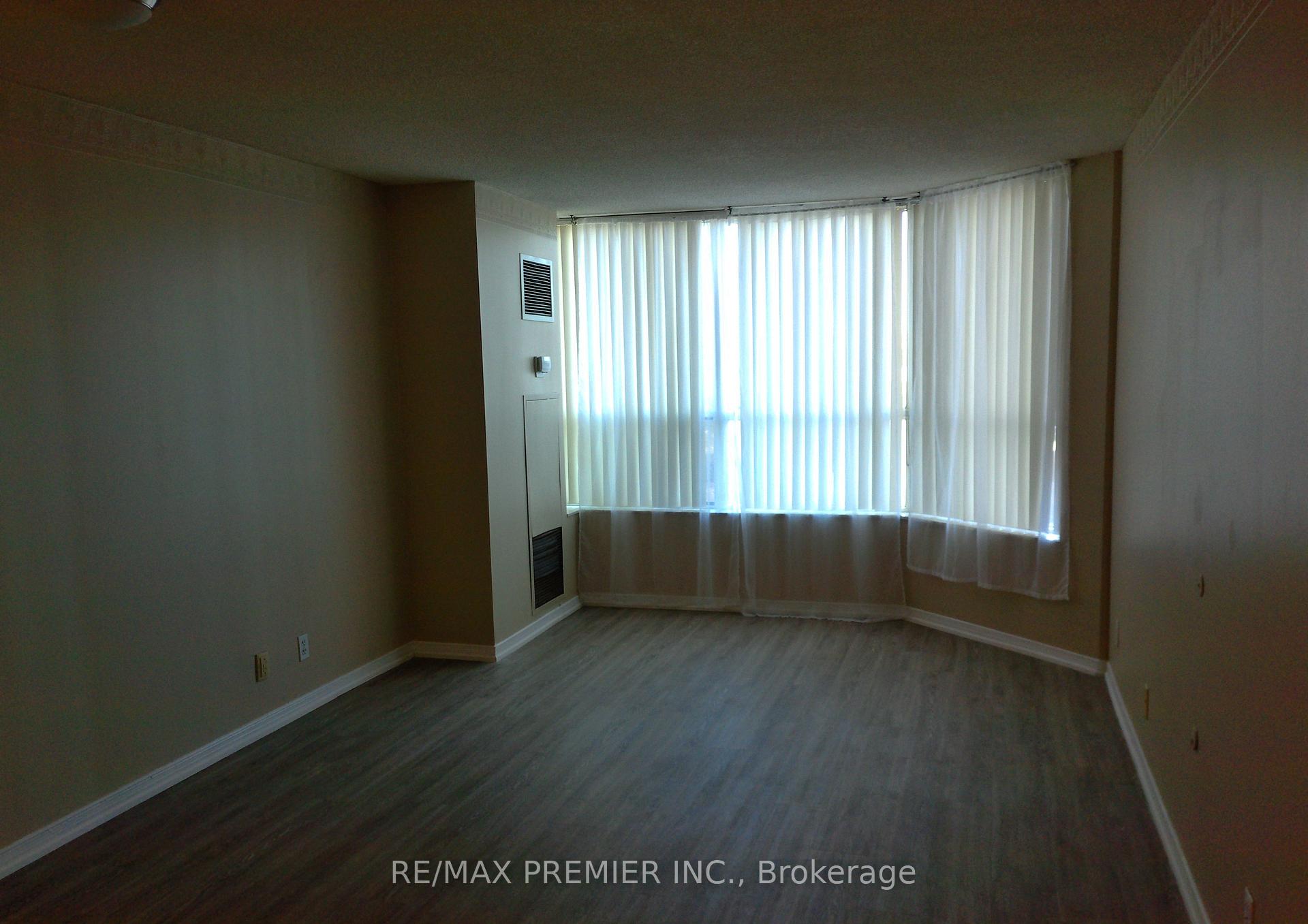 Photo 6 of Unit 212, 6 Humberline Drive, Etobicoke, West Humber-Clairville — HOMEH
