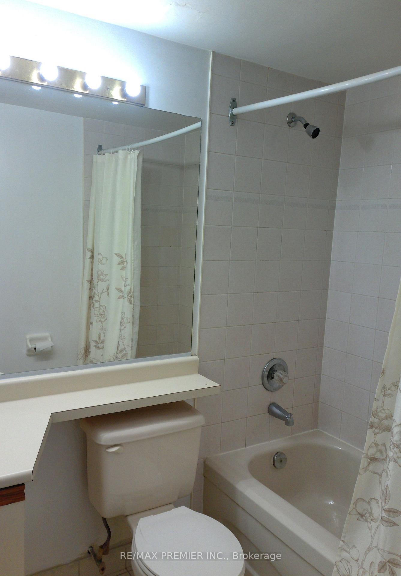 Photo 8 of Unit 212, 6 Humberline Drive, Etobicoke, West Humber-Clairville — HOMEH