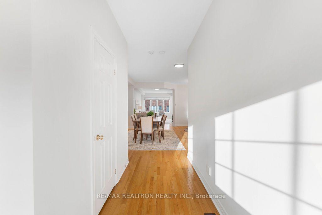 Photo 6 of 55 Drum Street, Whitchurch-Stouffville, Stouffville — HOMEH