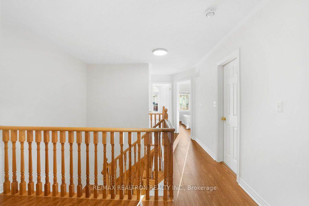 Photo 24 of 55 Drum Street, Whitchurch-Stouffville, Stouffville — HOMEH