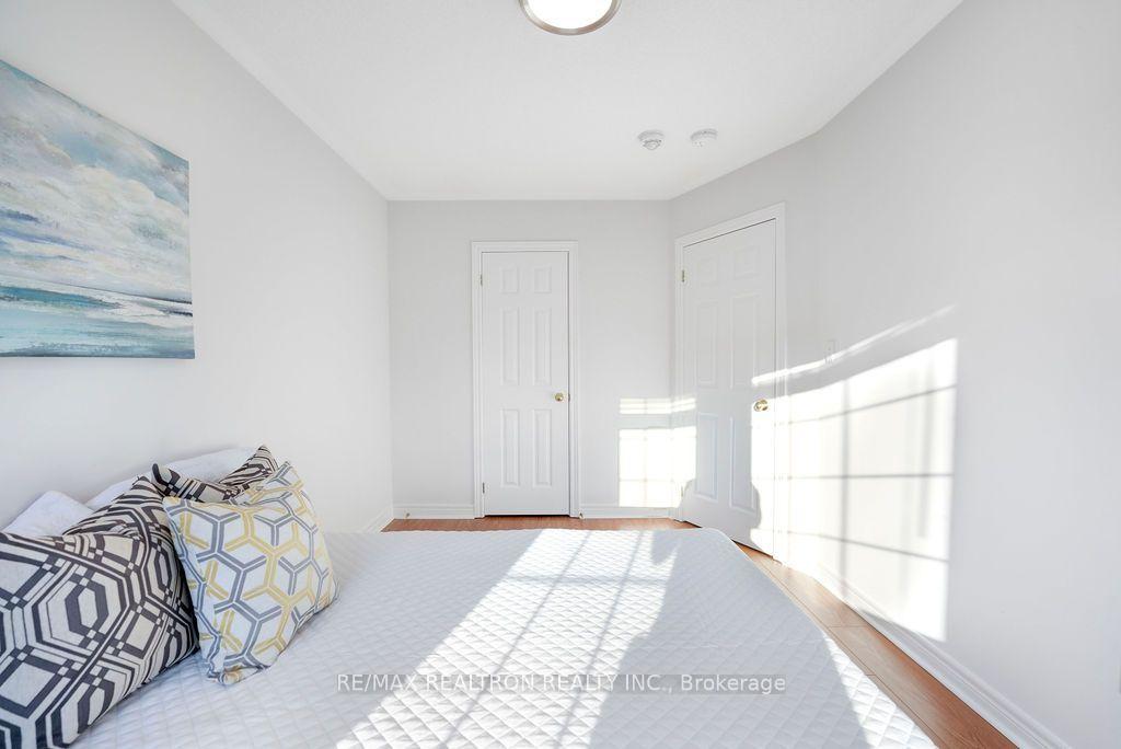 Photo 27 of 55 Drum Street, Whitchurch-Stouffville, Stouffville — HOMEH