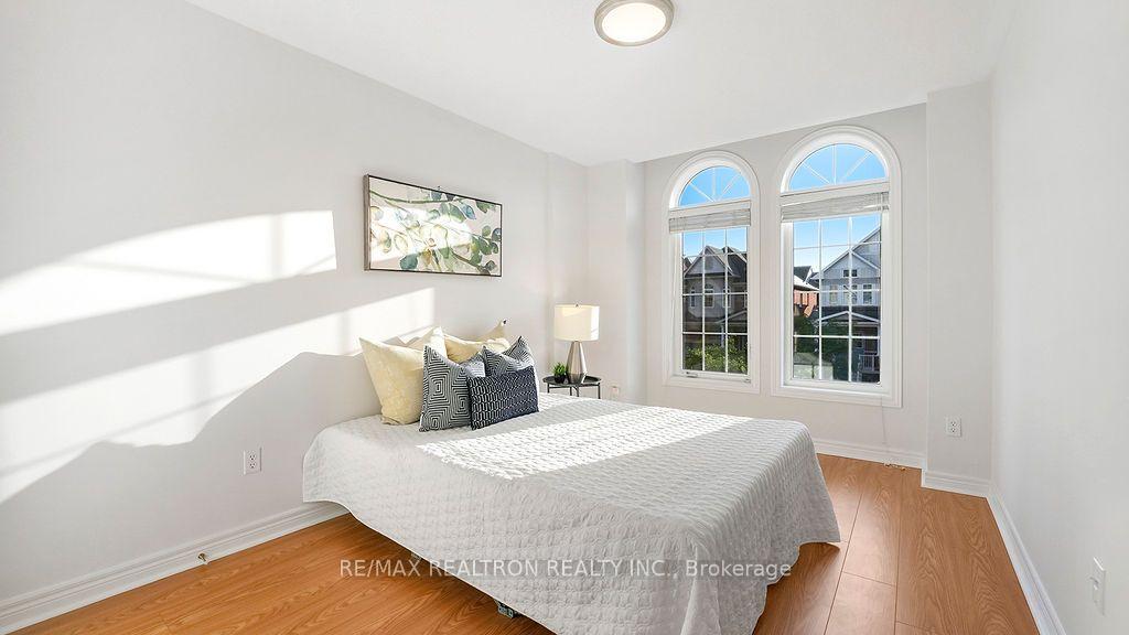Photo 28 of 55 Drum Street, Whitchurch-Stouffville, Stouffville — HOMEH
