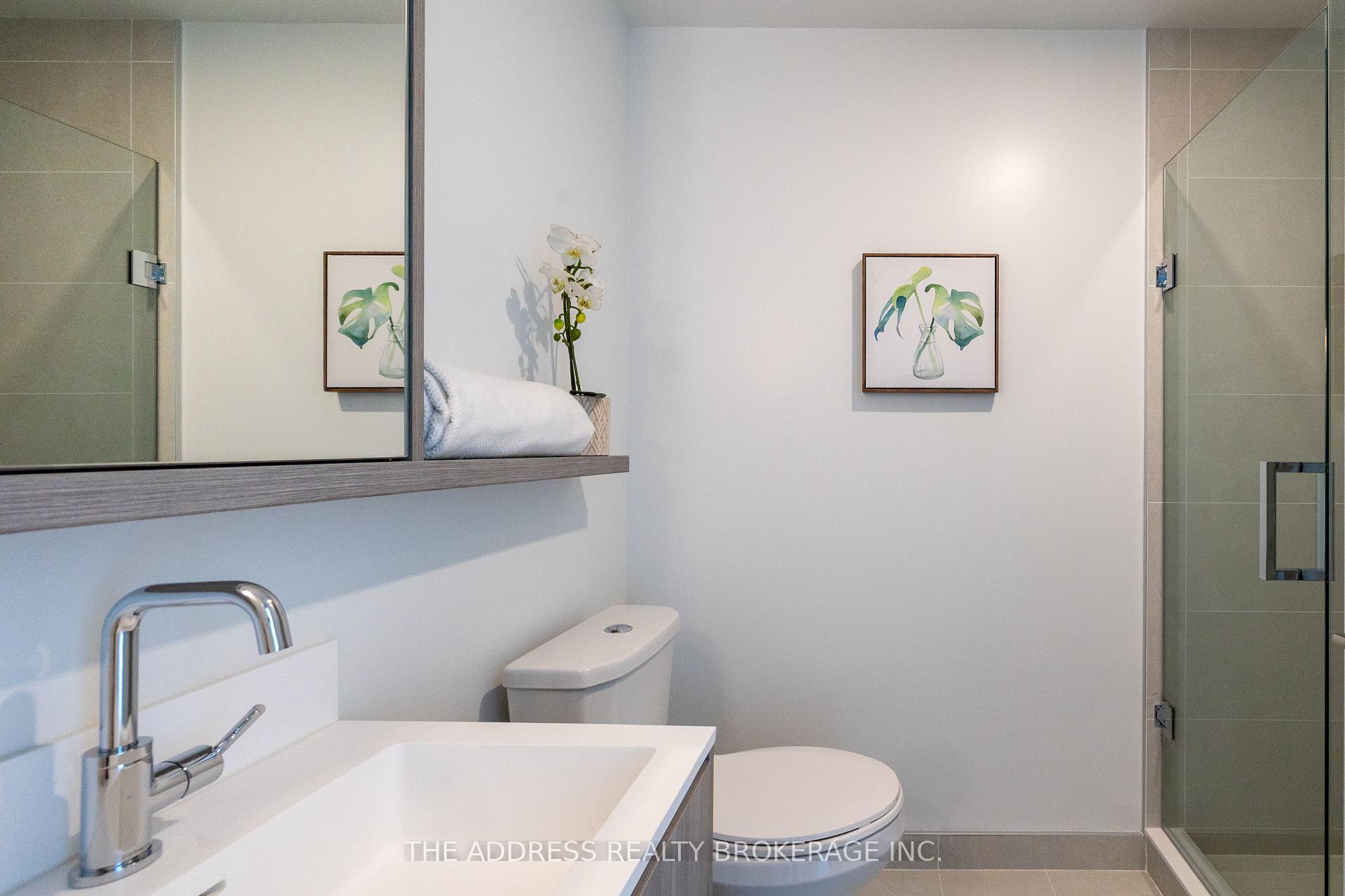 Photo 17 of Unit 1020, 6 Greenbriar Road, North York, Bayview Village — HOMEH