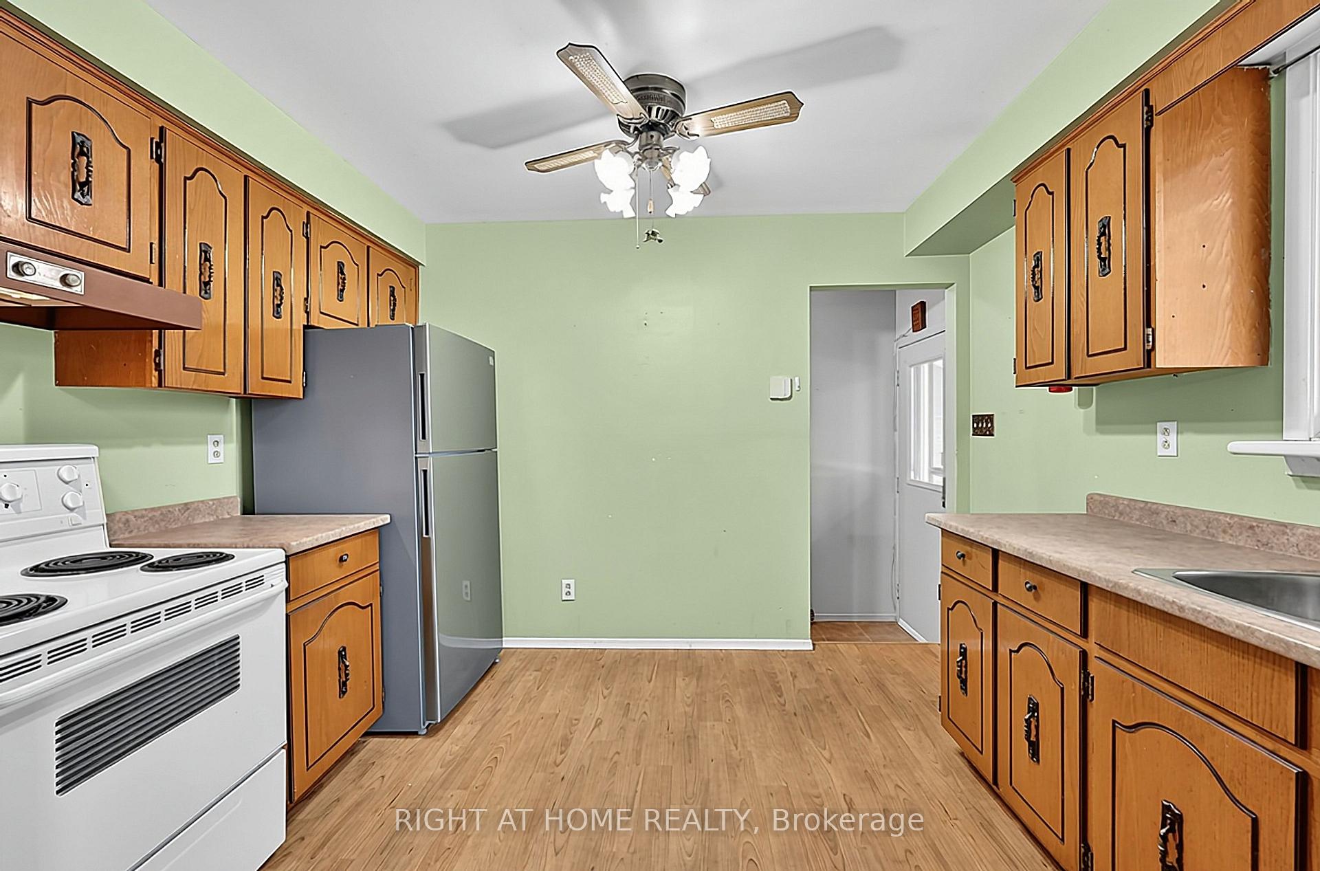 Photo 21 of 1080 County Road 42, Clearview, Stayner — HOMEH