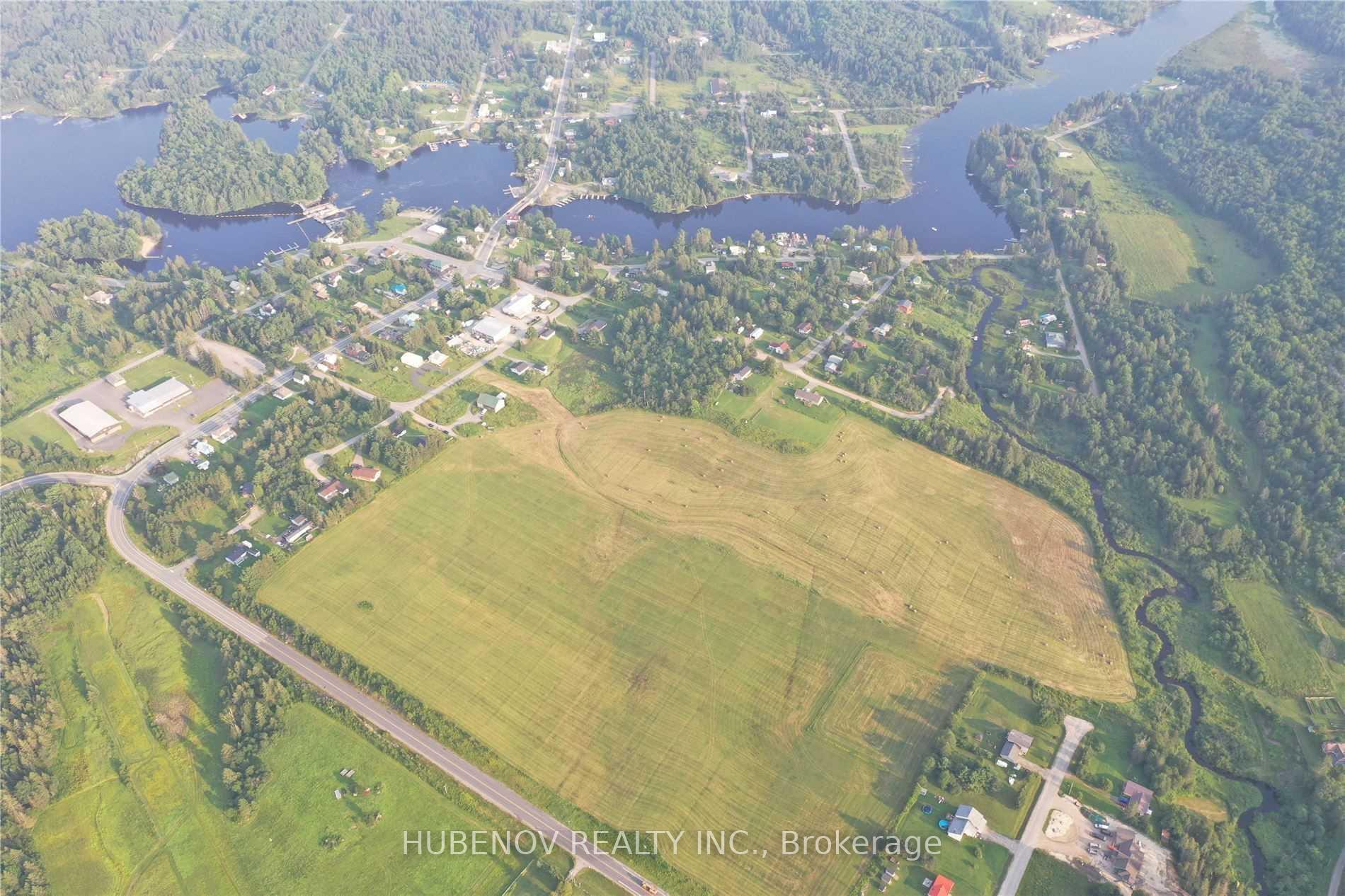 Photo 3 of St Andrew Street, Magnetawan — HOMEH