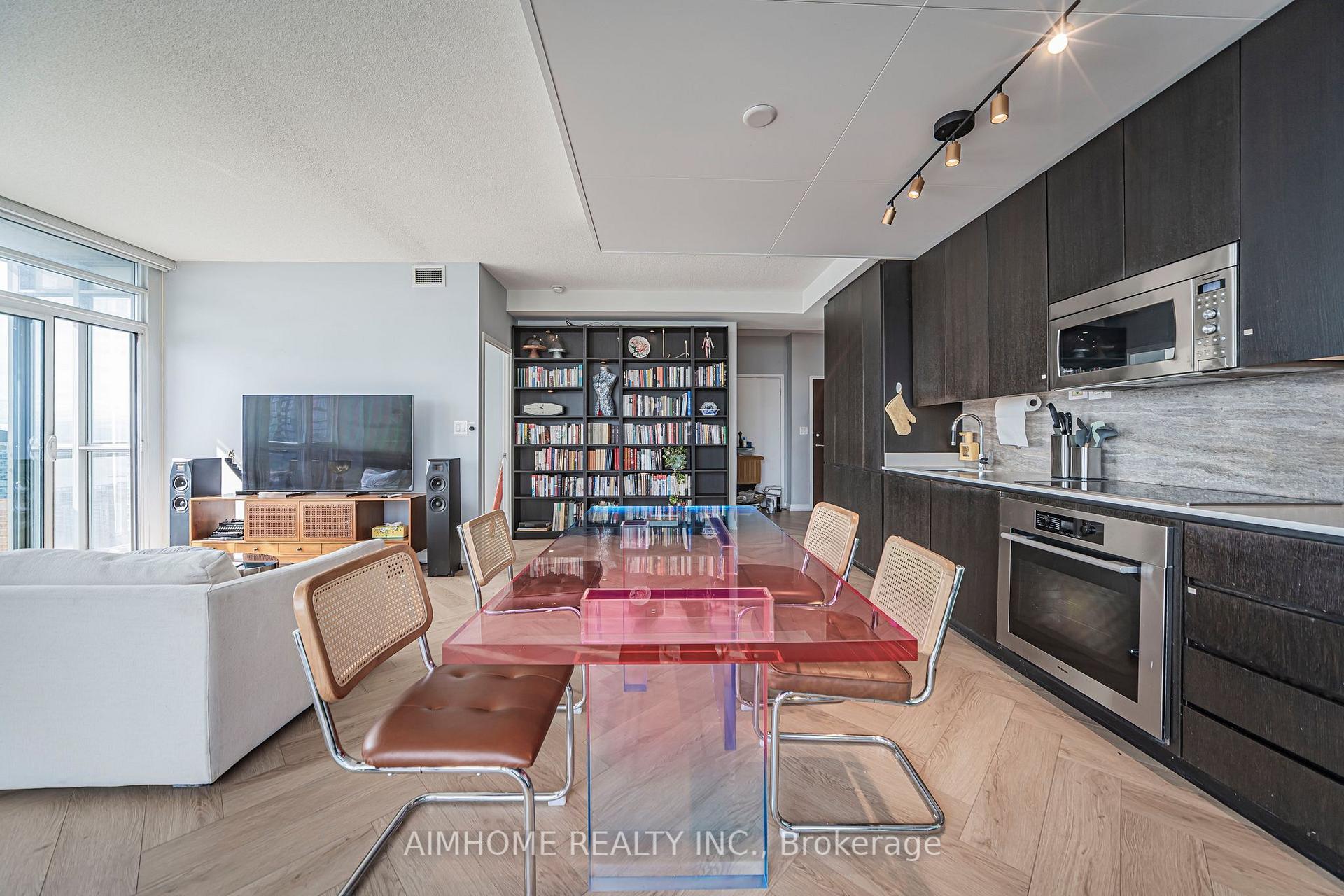 Photo 14 of Unit 3206, 15 Iceboat Terrace, Toronto, Waterfront Communities — HOMEH