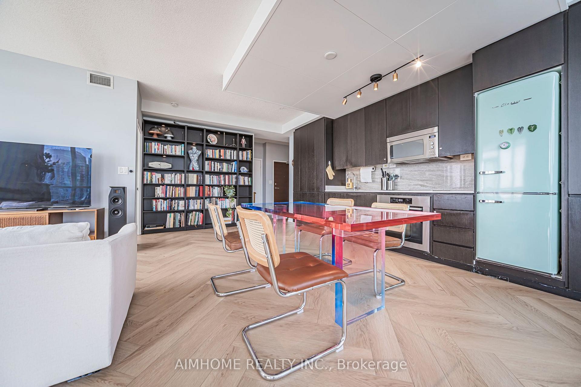 Photo 15 of Unit 3206, 15 Iceboat Terrace, Toronto, Waterfront Communities — HOMEH