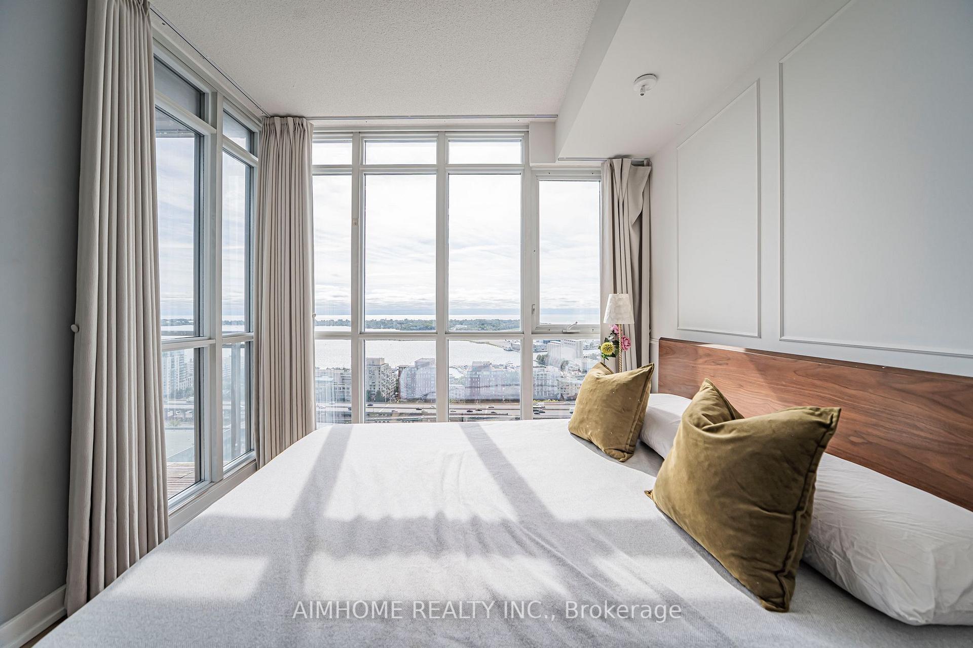 Photo 28 of Unit 3206, 15 Iceboat Terrace, Toronto, Waterfront Communities — HOMEH