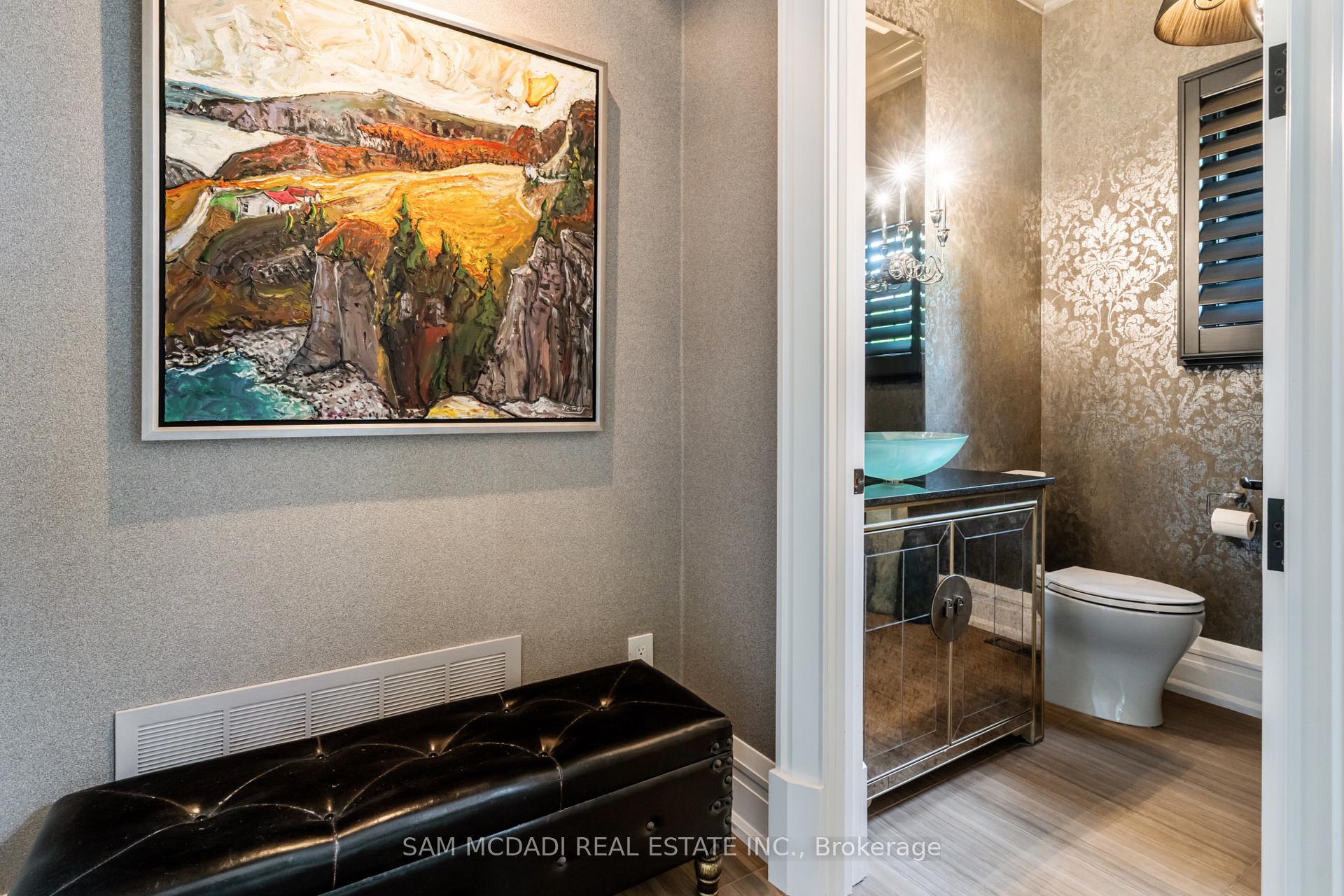 Photo 5 of 1206 Wildfield Crescent, Mississauga, Lorne Park — HOMEH