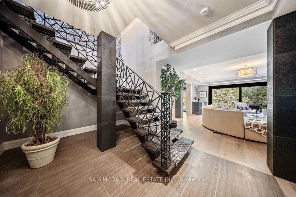 Photo 31 of 1206 Wildfield Crescent, Mississauga, Lorne Park — HOMEH