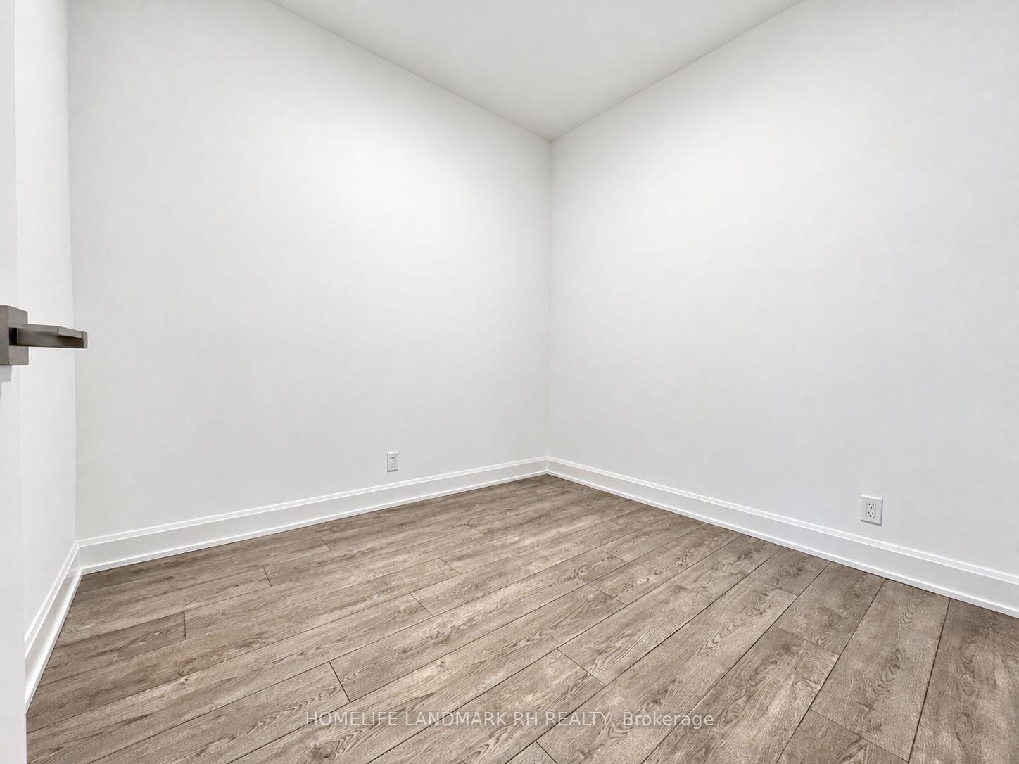 Photo 13 of Unit 516, 38 Water Walk Drive, Markham, Unionville — HOMEH