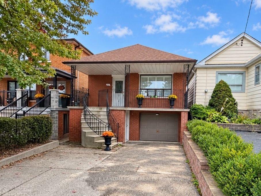 Front of Unit Upper, 52 Montcalm Avenue