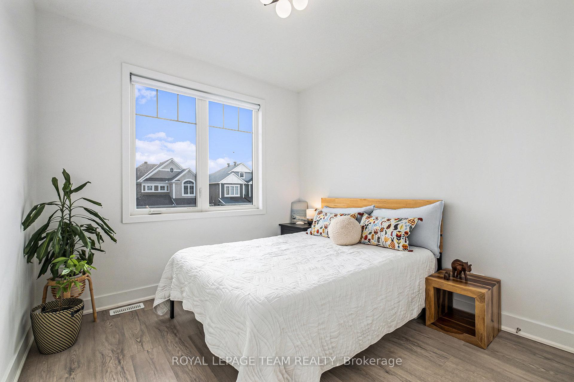 Photo 18 of 622 Malahat Way, Ottawa, Kanata - Emerald Meadows/Trailwest — HOMEH