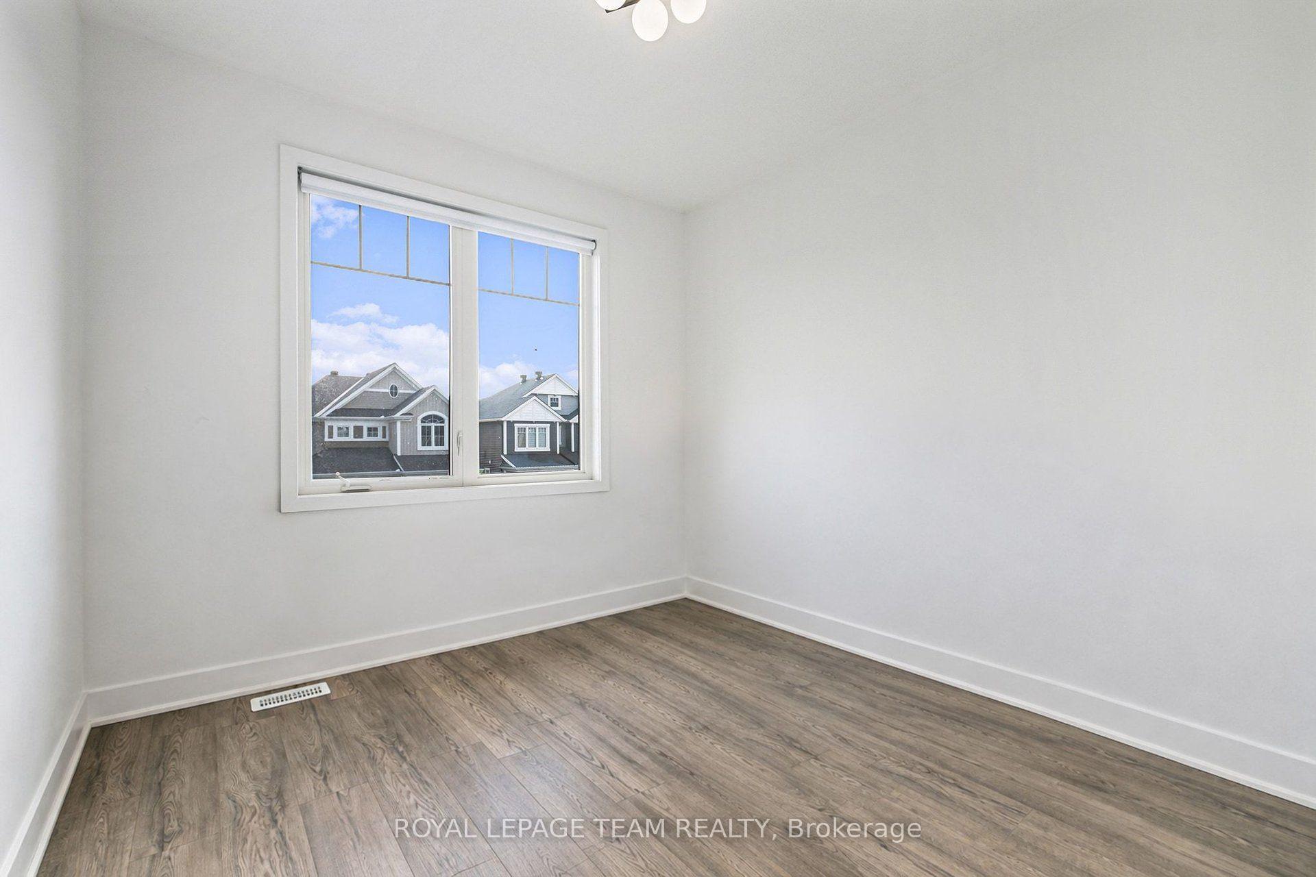 Photo 19 of 622 Malahat Way, Ottawa, Kanata - Emerald Meadows/Trailwest — HOMEH