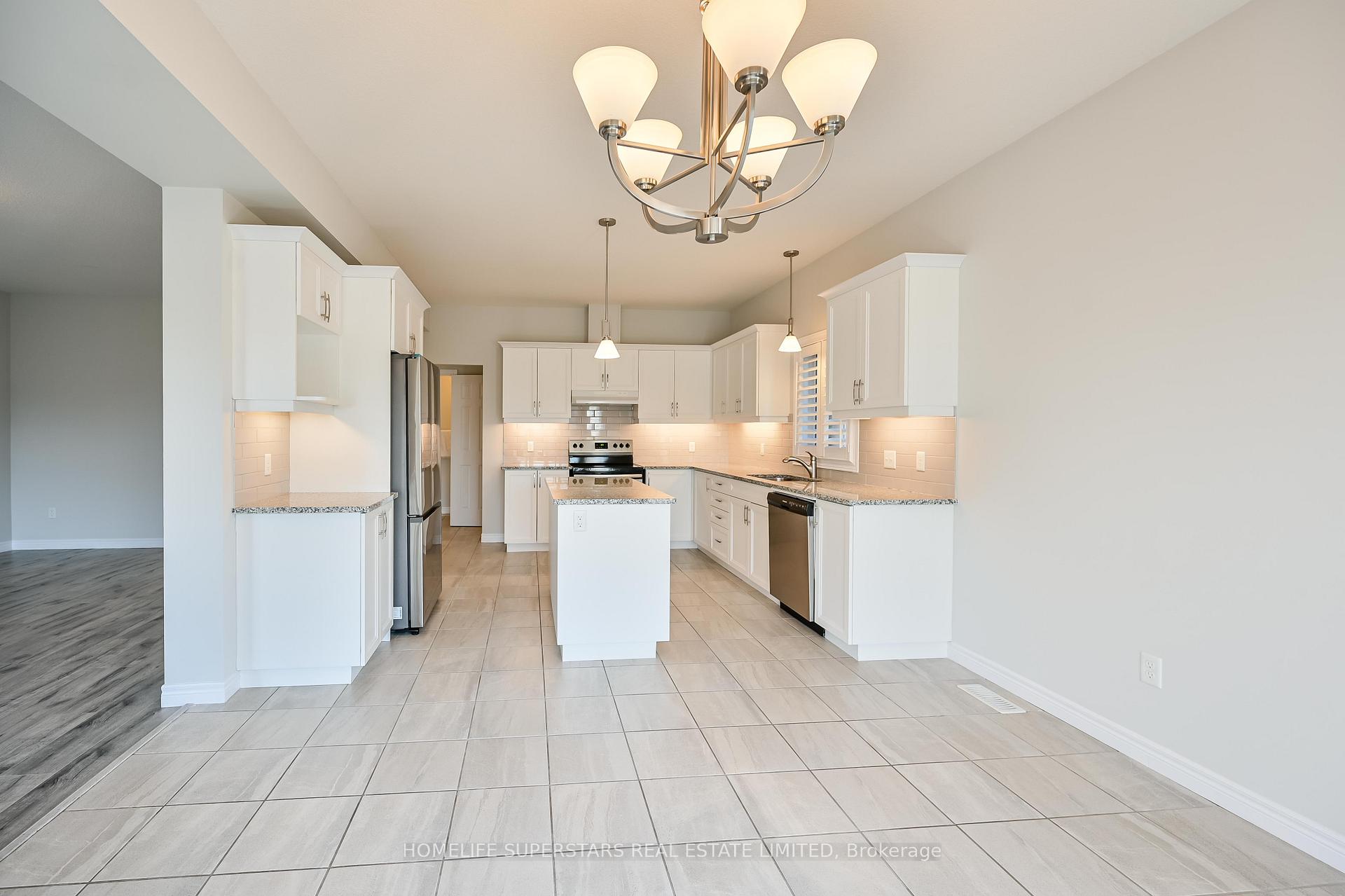 Photo 10 of 29 Newstead Road, Brant, Paris — HOMEH