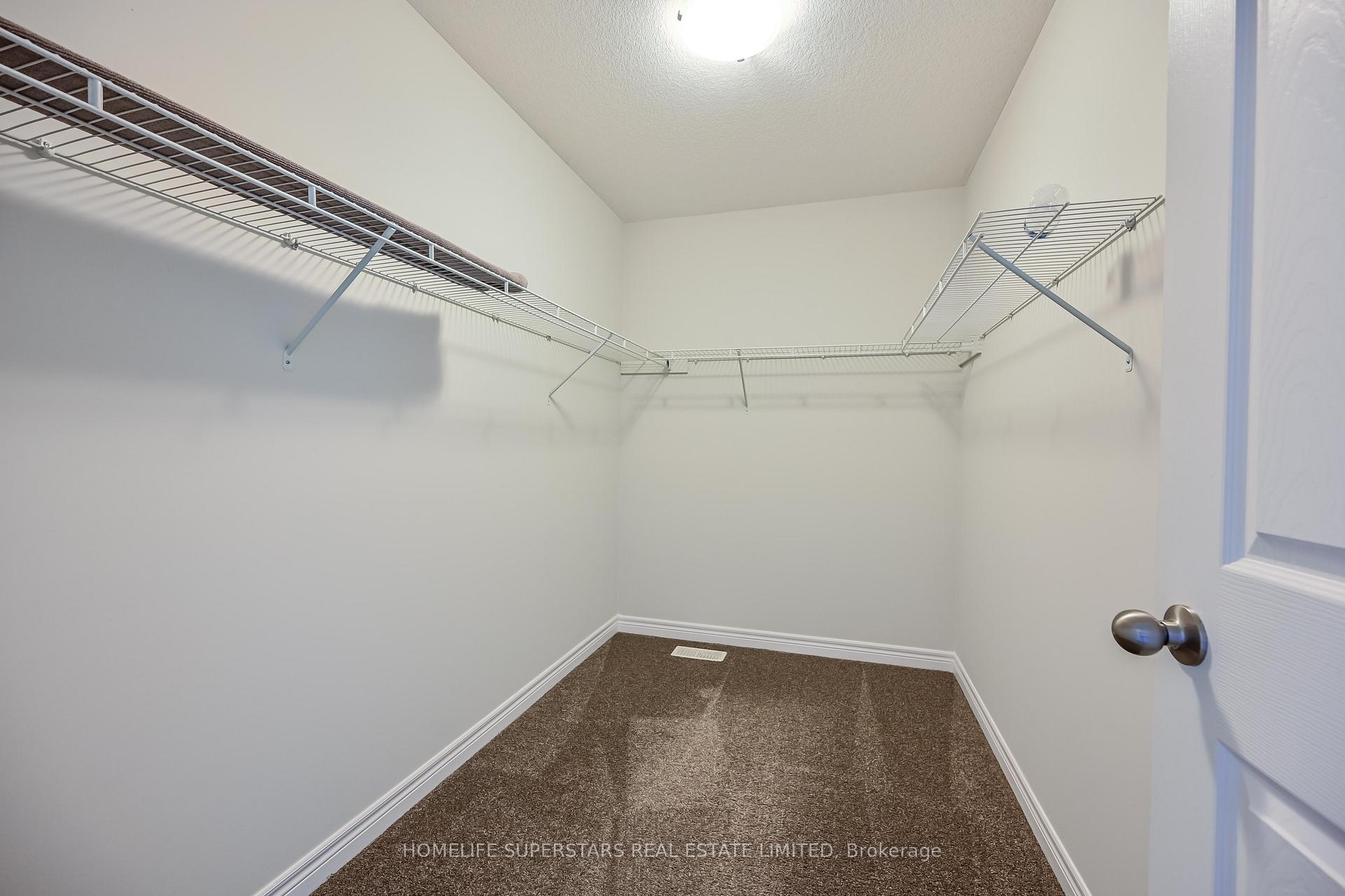 Photo 18 of 29 Newstead Road, Brant, Paris — HOMEH