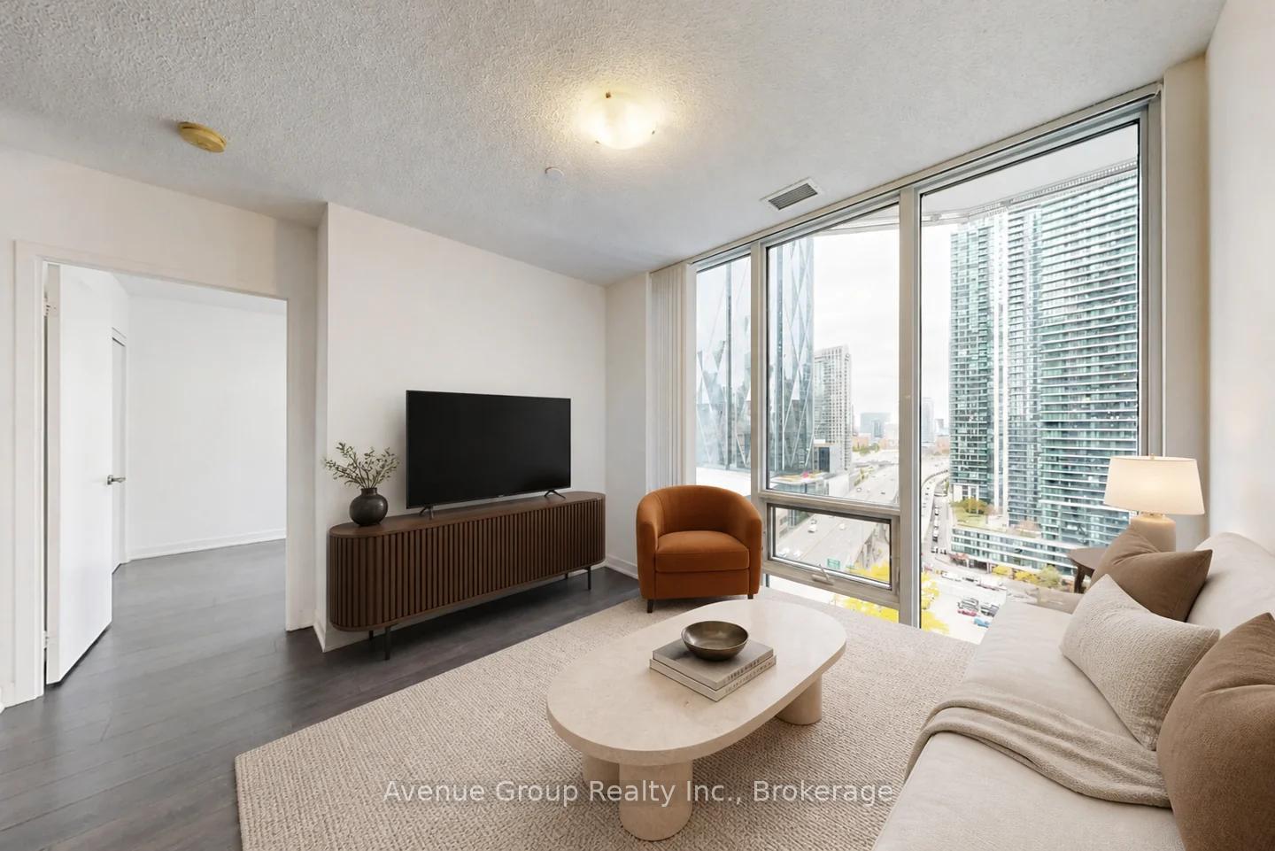 Photo 13 of Unit 1705, 100 Harbour Street, Toronto, Waterfront Communities — HOMEH