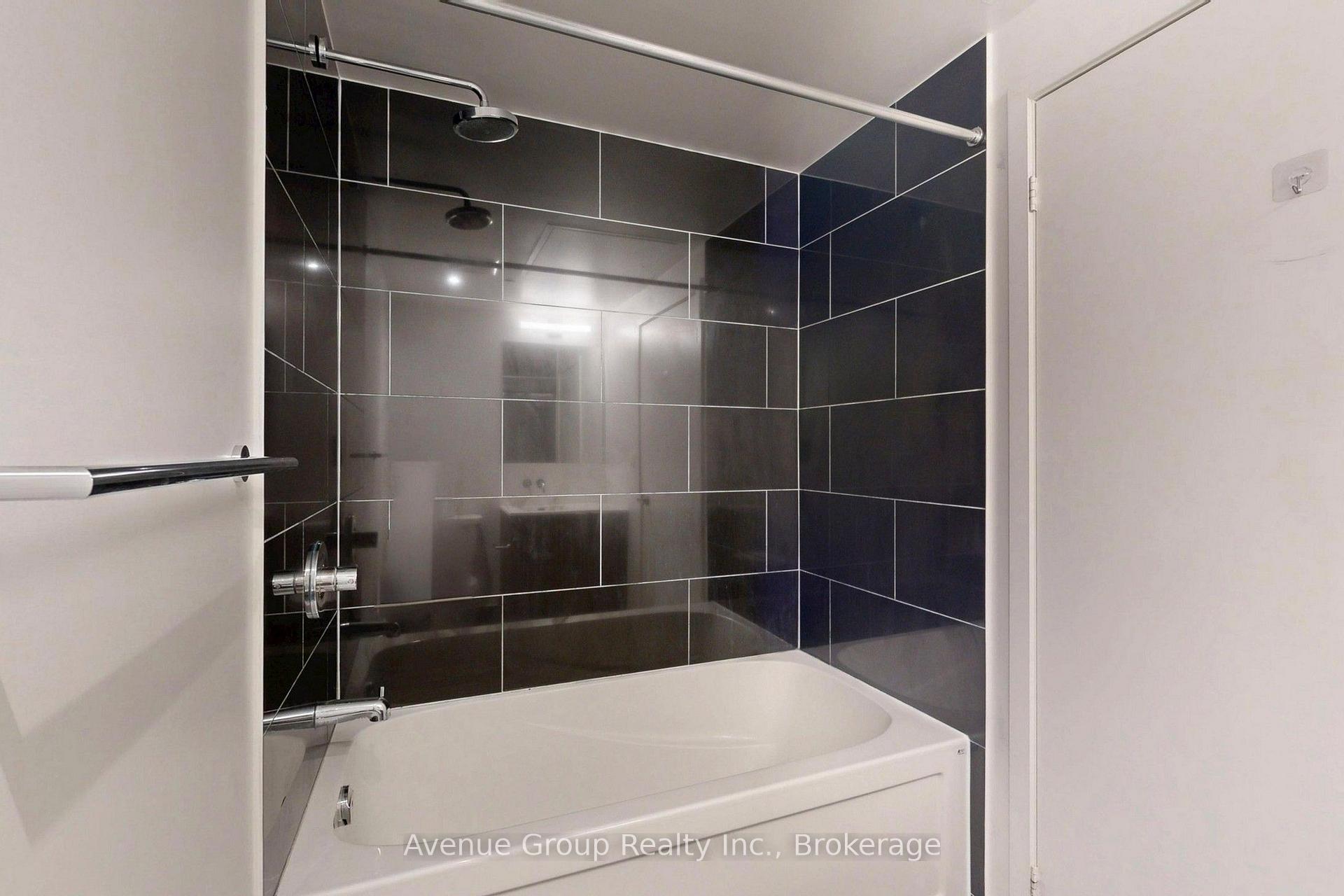 Photo 20 of Unit 1705, 100 Harbour Street, Toronto, Waterfront Communities — HOMEH